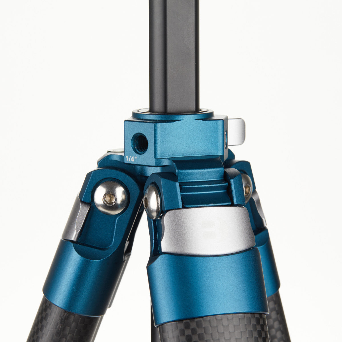 Benro CyanBird Carbon Fiber 5-Section Tripod Kit with FS20PRO 2-in-1 Hybrid Tripod Head - Lightweight Travel Tripod for DSLR Cameras, Video Shooting & Outdoor Photography
