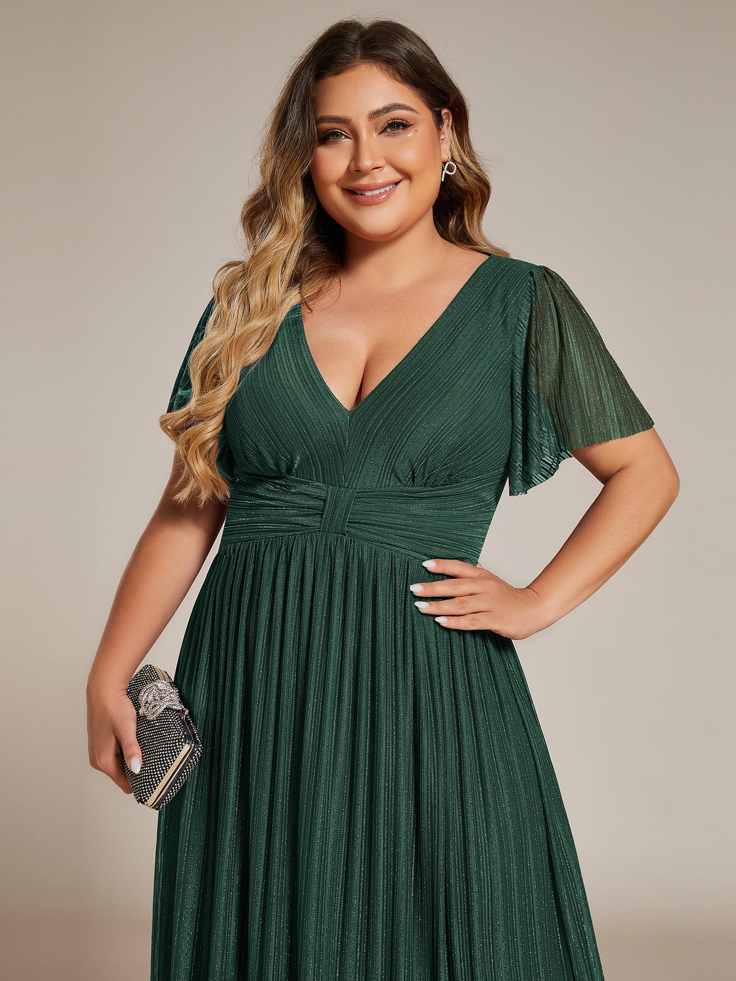 Ever-Pretty Women's Plus Size A-Line V-Neck Glitter Short Sleeve Pleated Formal Evening Dress 11961-DA | Elegant Party Gown for Prom, Wedding Guest & Special Occasions