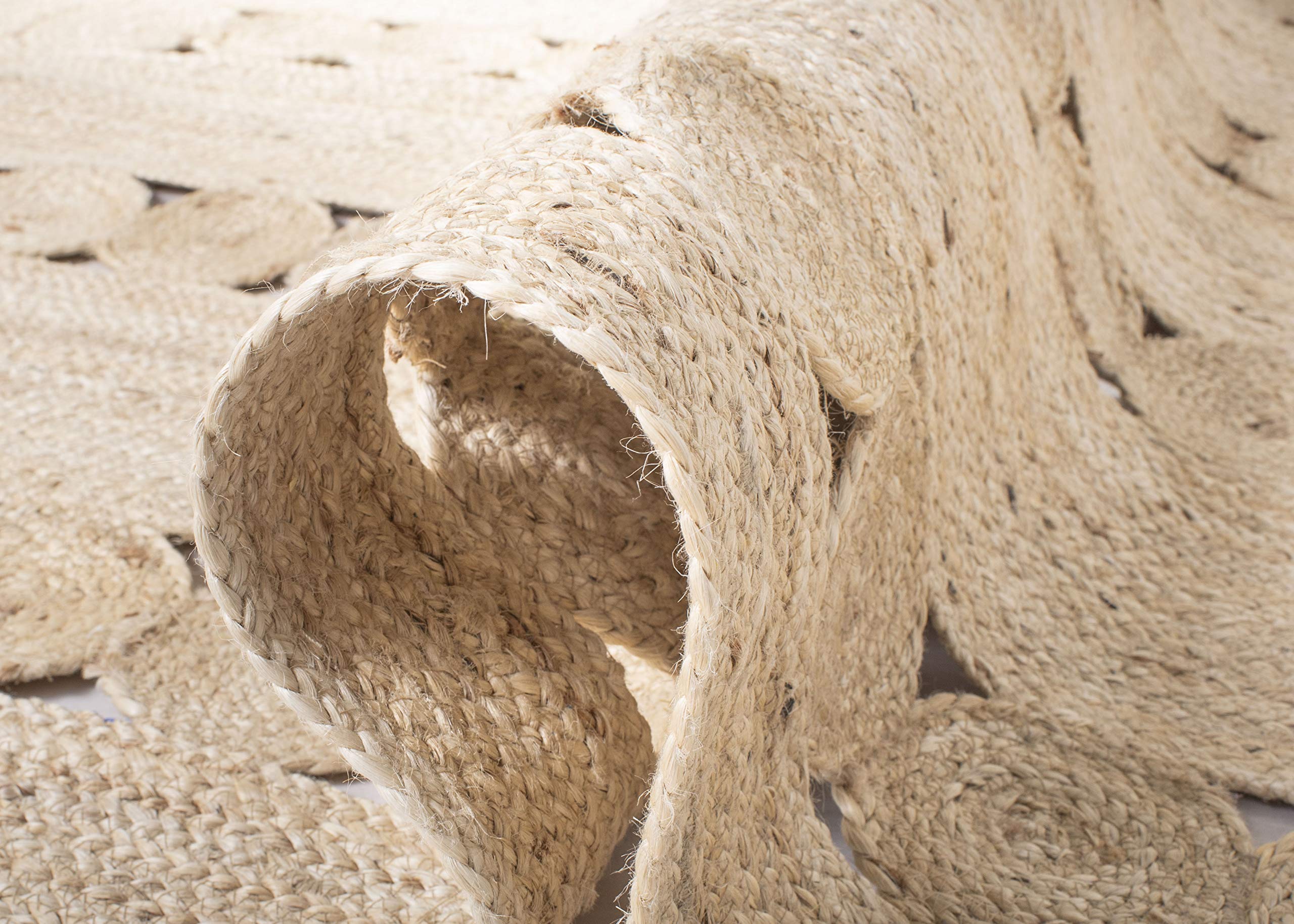 SAFAVIEH Natural Fiber Handmade Braided Jute Area Rug - 6' x 9' Farmhouse Woven Rug in Ivory, Perfect for High Traffic Living Room, Bedroom & Entryway (NF365A) | Cozy Home Decor, Boho Chic Style, Durable Floor Mat for Family Spaces