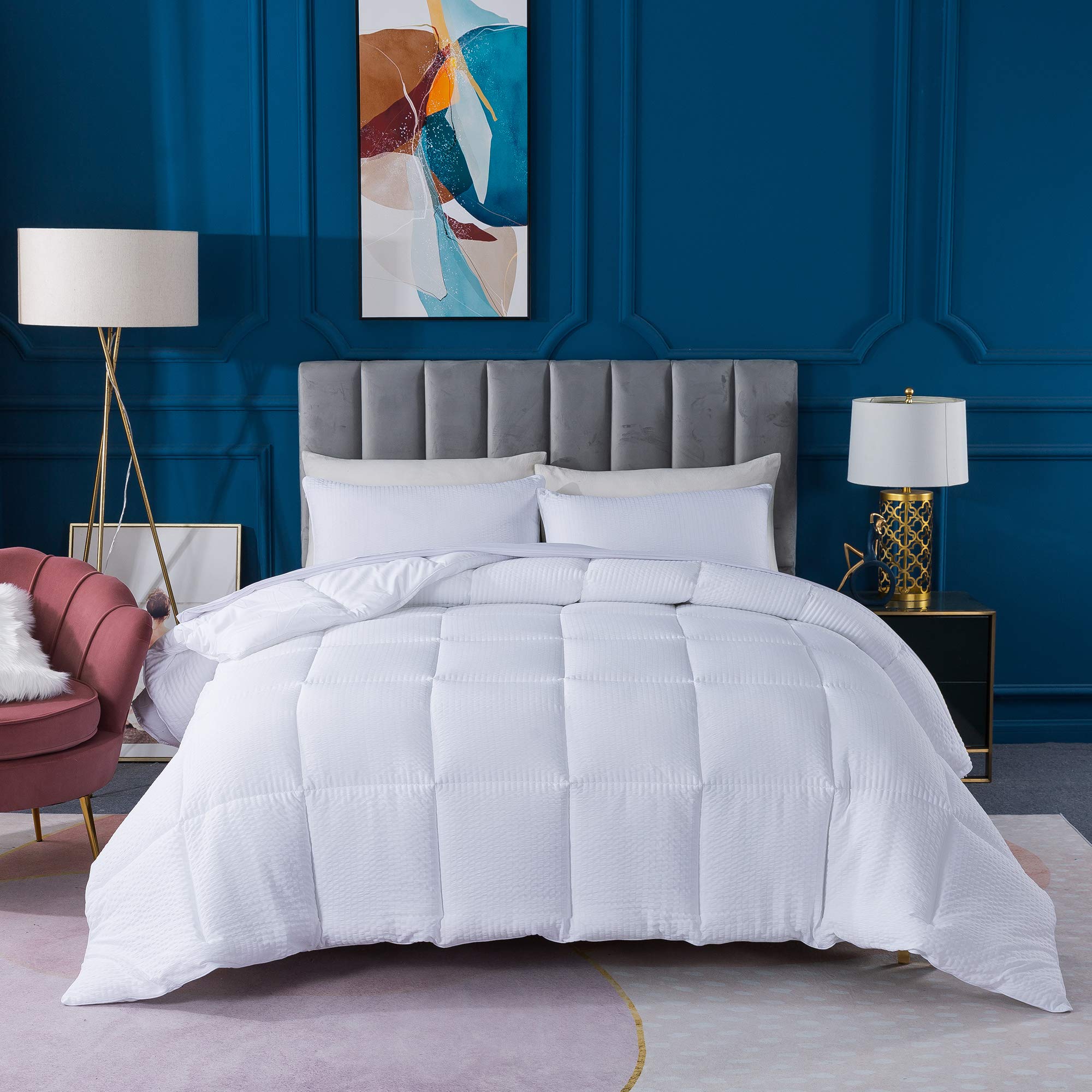 Domdec All-Season Down Alternative Quilted Comforter Set - Twin Size with 1 Pillow Sham | Soft Microfiber Seersucker Bedding | Fluffy & Cozy Texture | White | Perfect for Bedrooms, Guest Rooms & Dorm Rooms