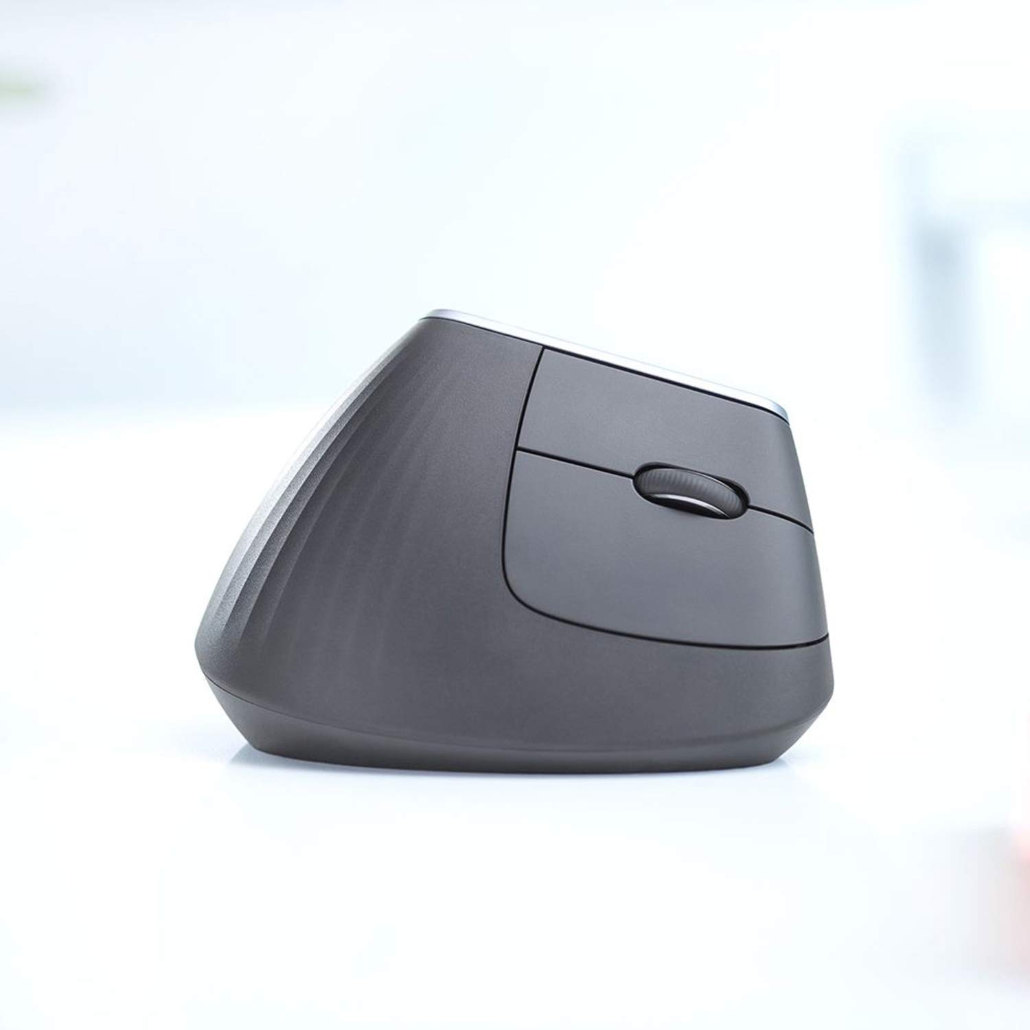 Logitech MX Vertical Wireless Ergonomic Mouse - Rechargeable Bluetooth Mouse for Windows & Mac, Reduces Wrist Pain & Muscle Strain - Perfect for Office Work, Graphic Design & Long Computing Sessions