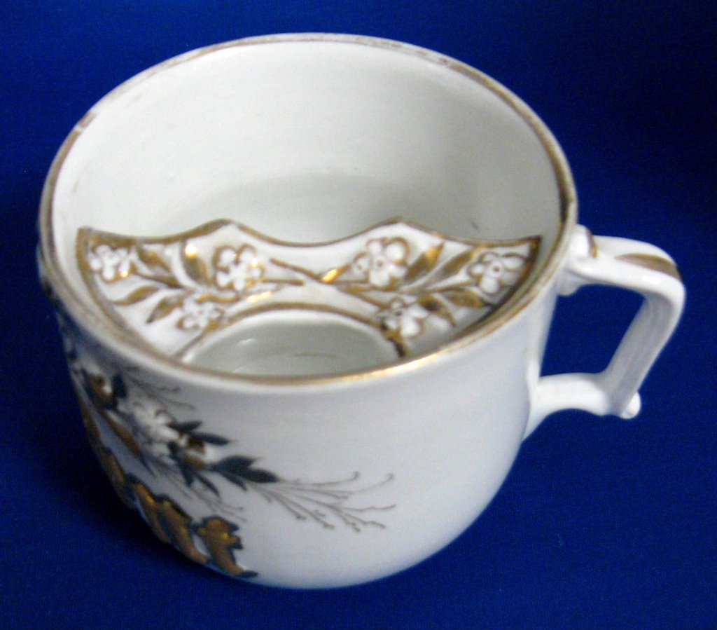 Victorian Mustache Mug with Raised Gold Letters - 1890s Souvenir Gift for Men, Perfect for Tea & Coffee Lovers - Ideal for Vintage Themed Parties & Historical Reenactments