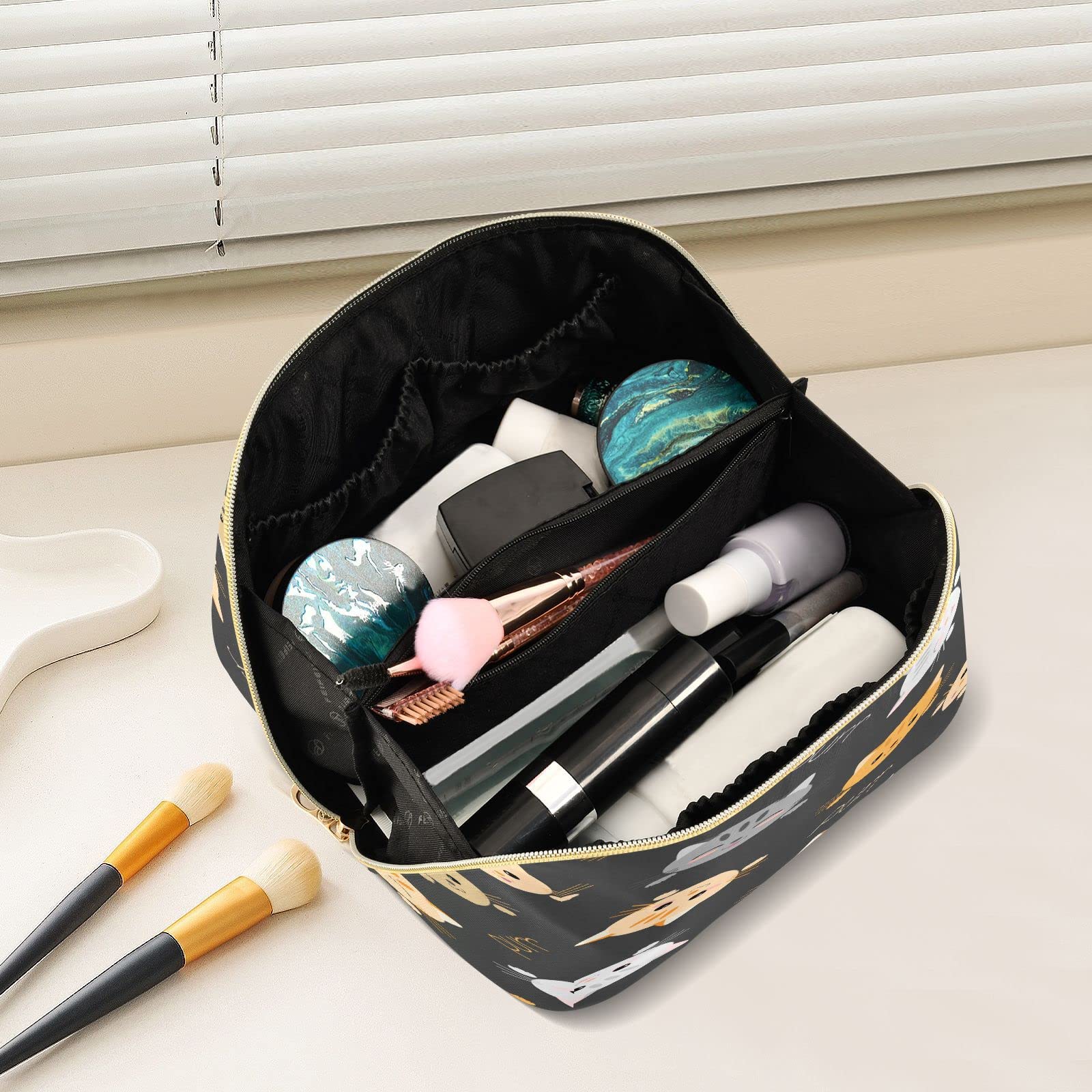 Quteprint Rhombus Cosmetic Bag - Kawaii Cat Pattern Large Capacity Travel Makeup Organizer for Women | Portable Toiletry Bag with Handle | Perfect for Travel, Gym & Daily Storage | Cute Gift for Girls & Ladies