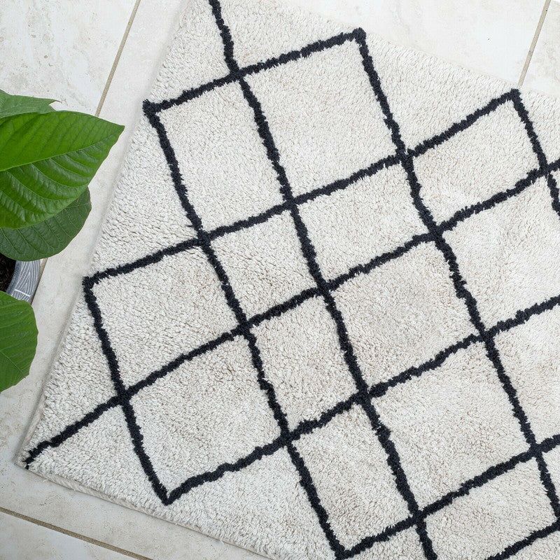 Premium Soft Cotton Bath Rug - Non-Slip Tufted Jacquard Design for Bathroom, Shower & Spa - Ultra Absorbent & Quick Dry