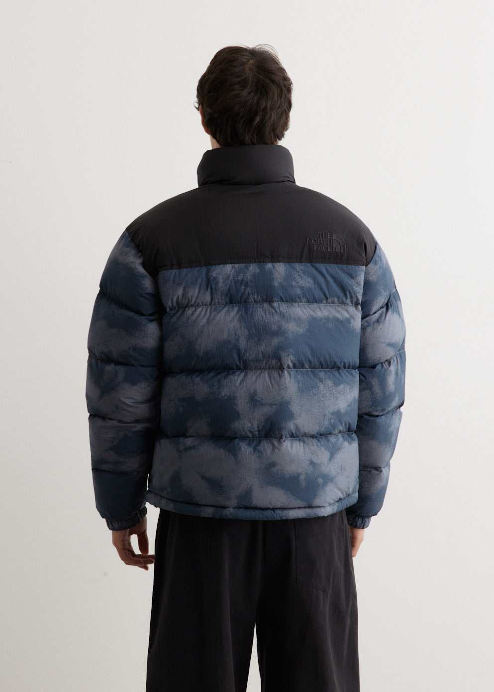 92 Crinkle Reversible Nuptse Jacket - Lightweight Puffer Coat for Men & Women | Waterproof Winter Outerwear for Skiing, Hiking & Urban Fashion