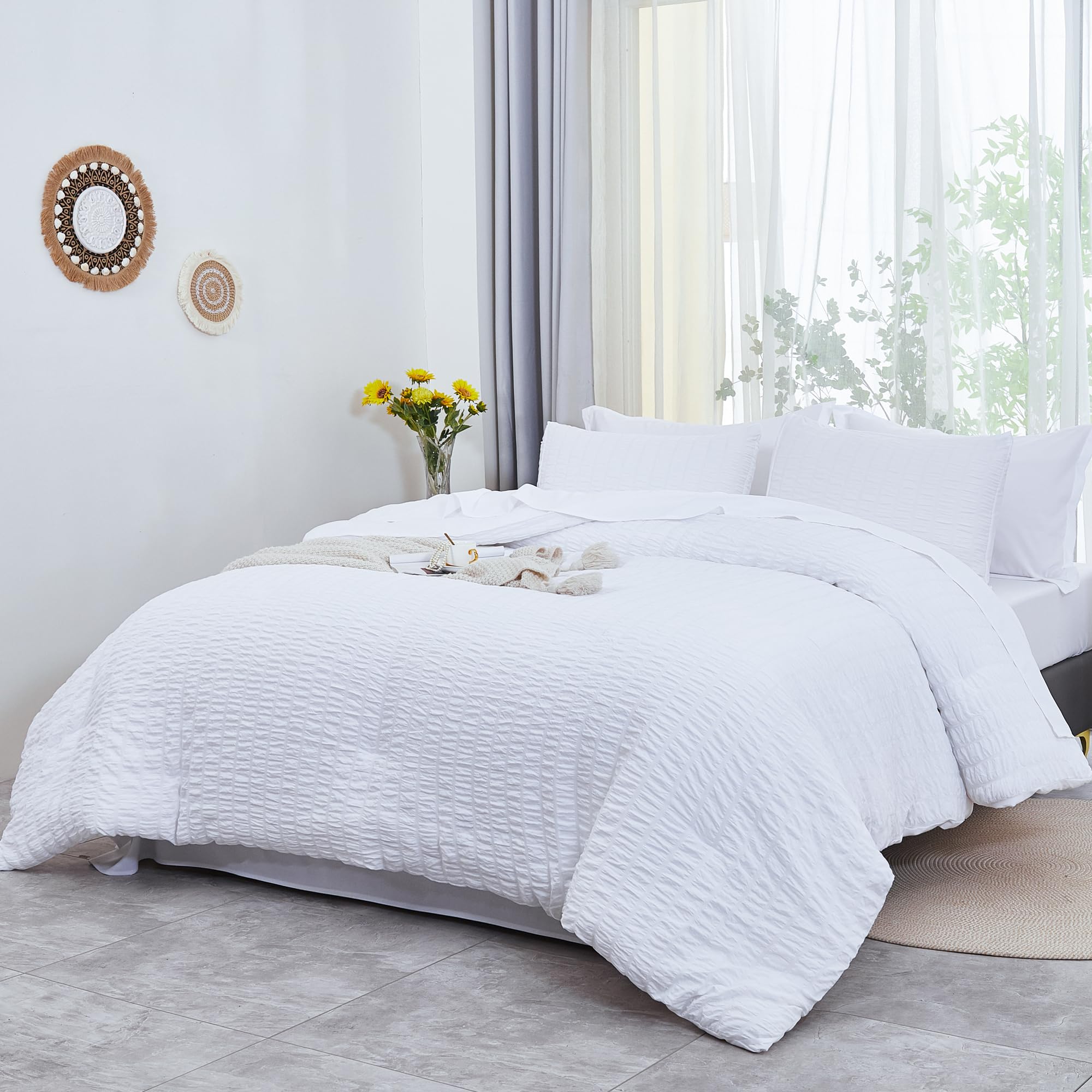 AveLom White King Size Comforter Set - 7 Piece All Season Lightweight Bedding Set with Sheets, Pillowcases & Shams | Seersucker Bed in a Bag for Cozy Home & Guest Room Decor
