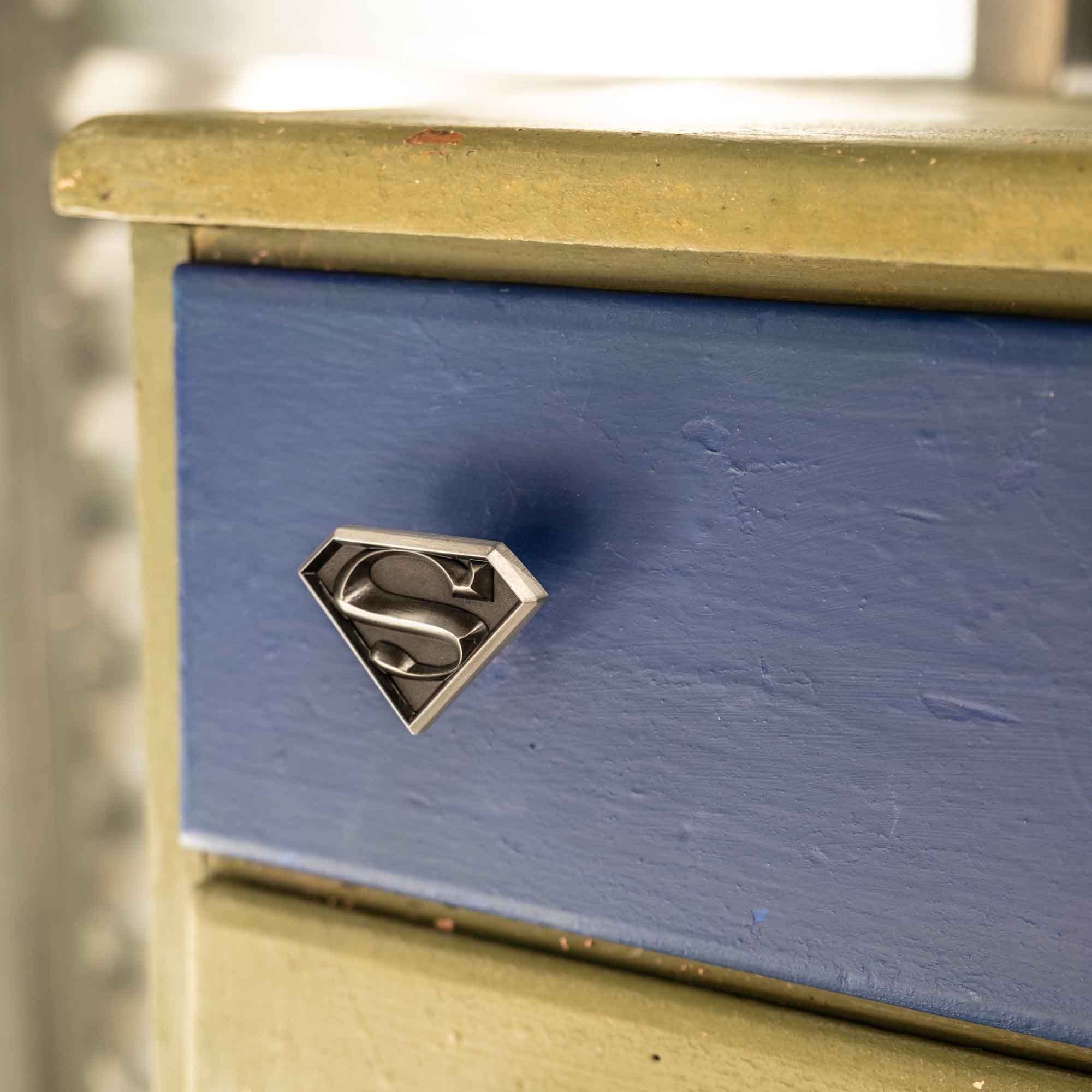 DC Comics Superman Logo Embossed Metal Dresser Knob - Superhero Themed Drawer Pull for Bedroom, Man Cave & Home Decor (Set of 1) - Perfect for Comic Book Fans & Superman Collectors