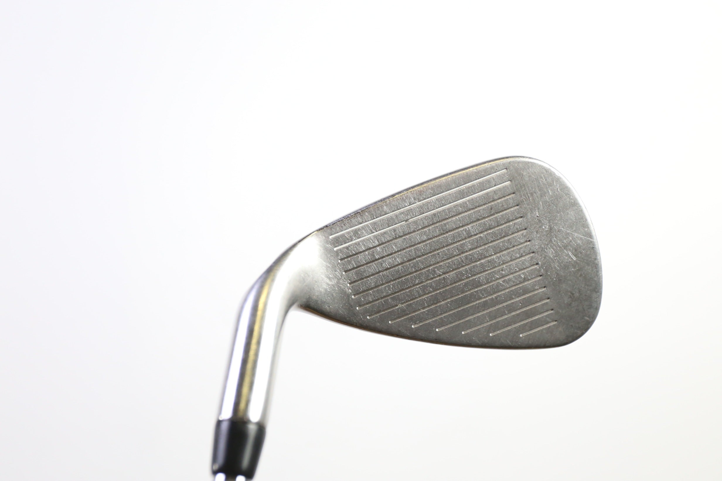 Used Callaway X Hot Single 9 Iron Right Handed Stiff Flex Golf Club - Perfect for Right-Handed Golfers Seeking Distance and Accuracy on the Course