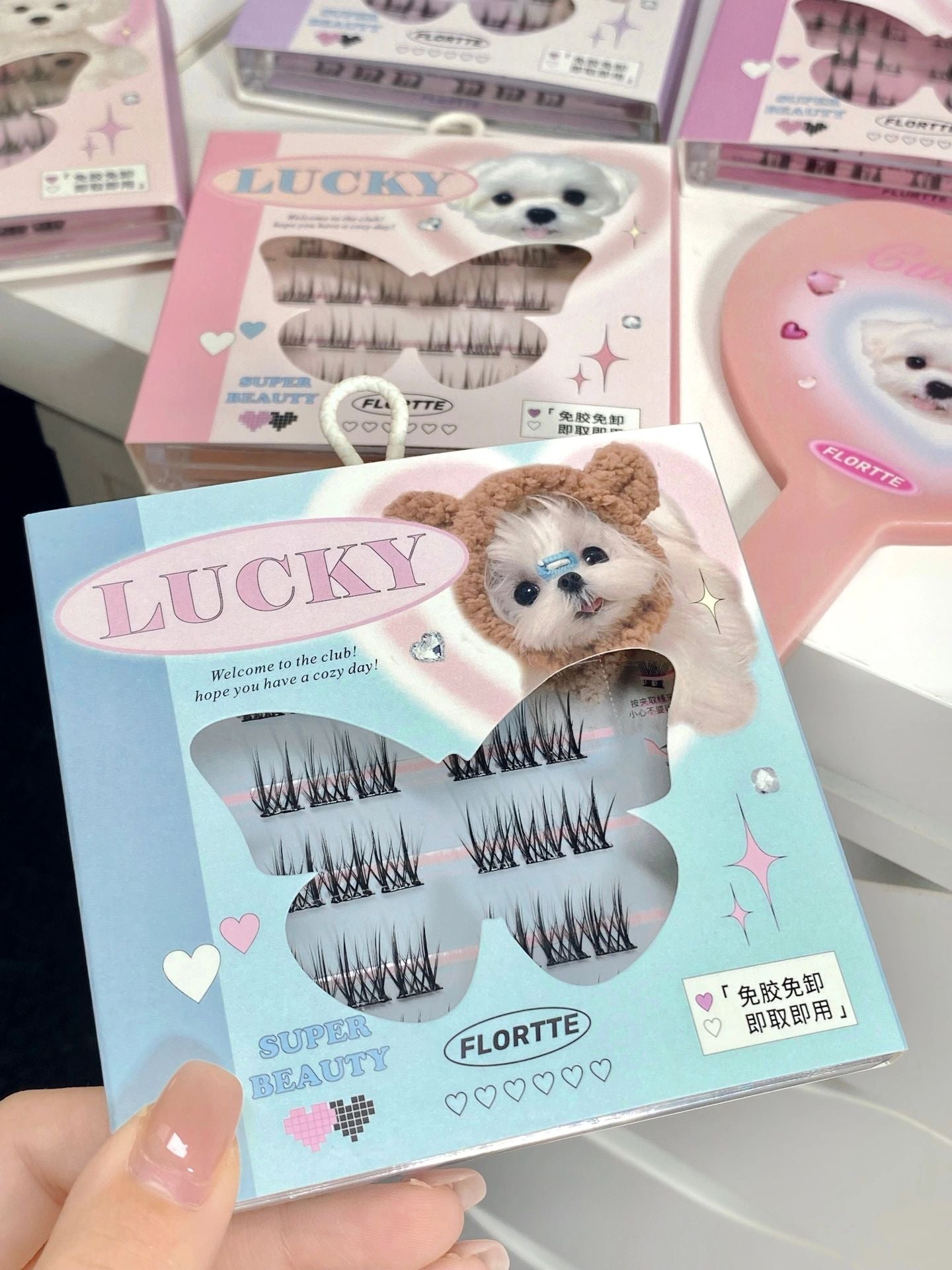 FLORTTE Self Adhesive Clustered False Eyelashes - Natural Looking Volume Lashes for Everyday Wear & Special Occasions