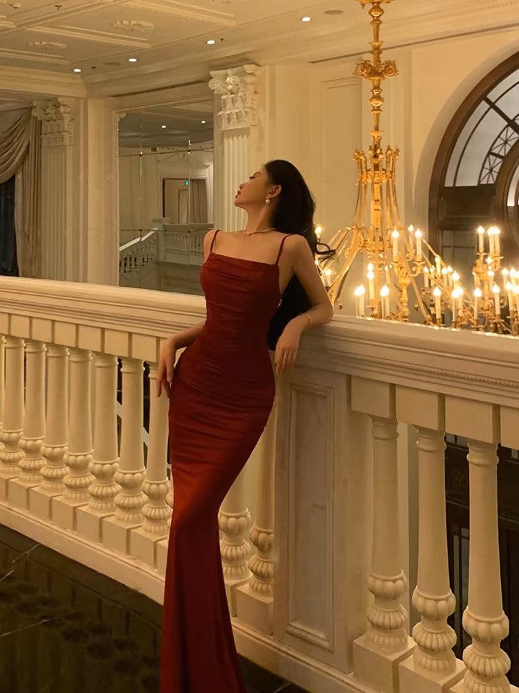 Elegant Burgundy Sheath Long Prom Dress for Women - Formal Evening Gown for Homecoming, Ball, and Special Occasions - Style J3304