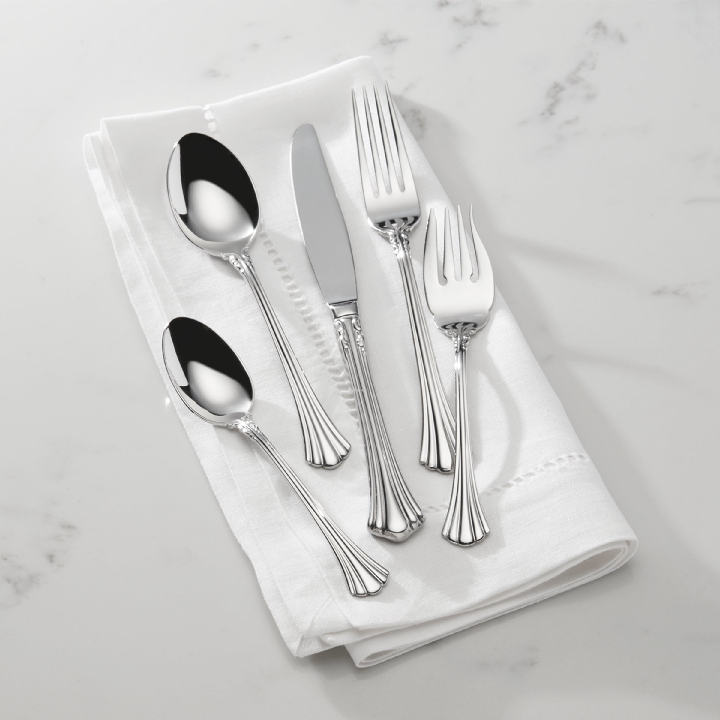 1800 5-Piece Dinnerware Set - Elegant Tableware for Everyday Dining, Dinner Parties & Special Occasions | Includes Plates, Bowls & Cups | Dishwasher & Microwave Safe