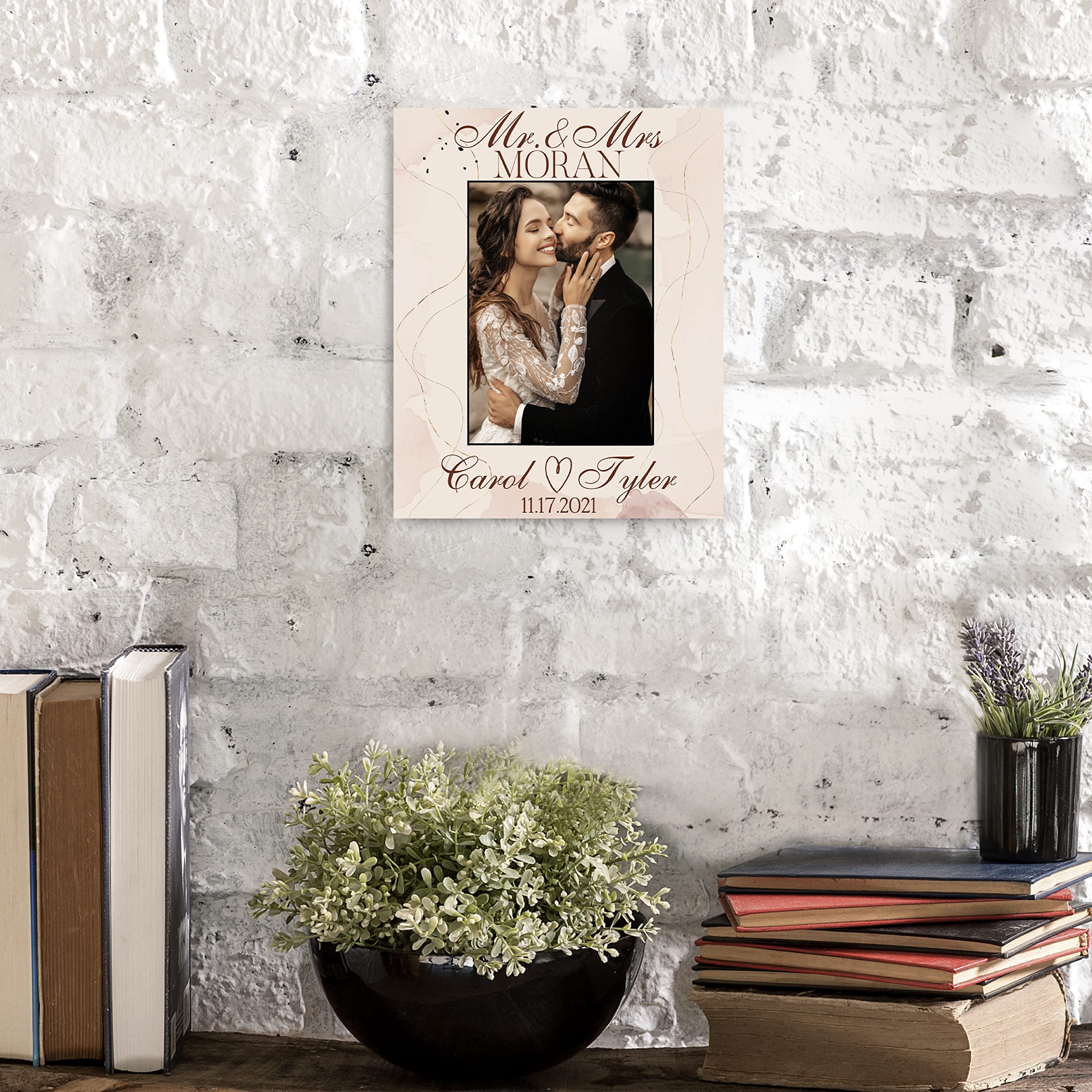 Personalized Mr and Mrs Picture Frame for Couples - Wedding, Engagement & Anniversary Gifts - 2 Sizes & 9 Designs - Custom Photo Frame for Newlyweds, Boyfriend & Girlfriend | Perfect for Home Decor, Bedroom Display & Romantic Gift Giving