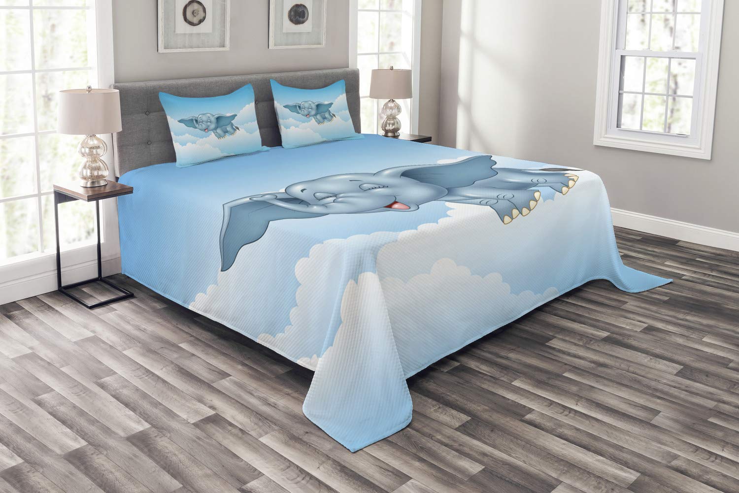 Ambesonne Animal Print Bedspread Set - Flying Clouds Comic Humor Design, 3-Piece Decorative Bedding with 2 Pillow Shams, King Size Pale Blue - Perfect for Kids' Rooms, Guest Bedrooms & Whimsical Home Decor