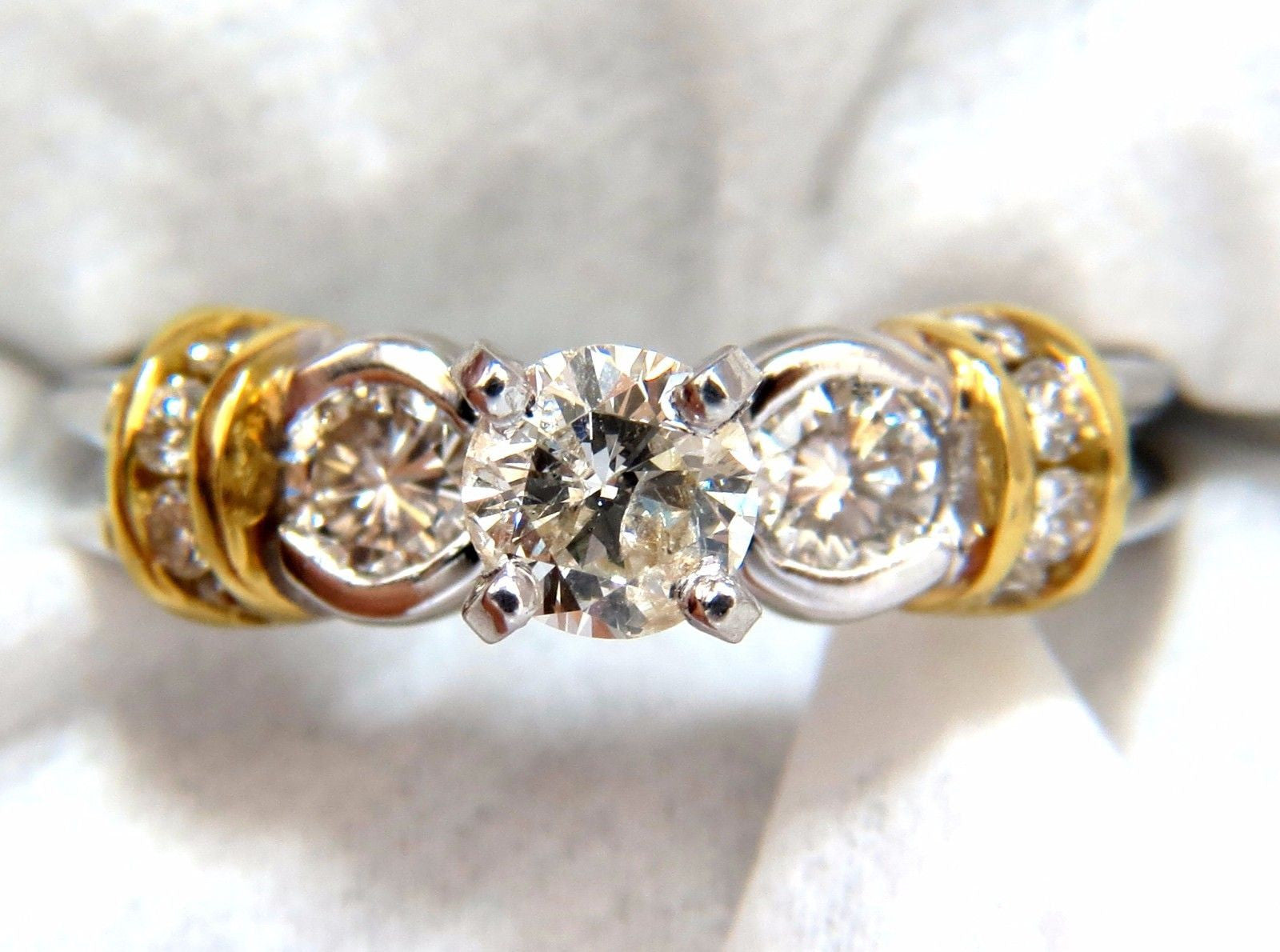 0.75CT Classic Traditional Diamond Ring in 14K Gold with Golden Shoulders - Perfect for Engagement, Wedding & Anniversary Gifts