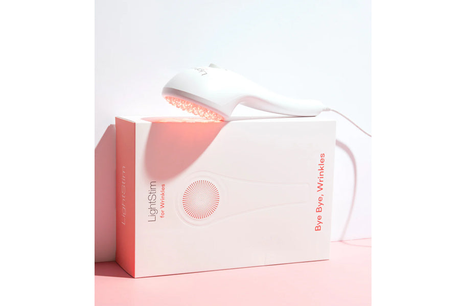 LightStim LED Light Therapy Device for Wrinkles & Anti-Aging - FDA Cleared Red Light Therapy for Face - At-Home Skin Rejuvenation Treatment for Fine Lines & Even Skin Tone | Perfect for Daily Skincare Routine & Spa-Like Experience