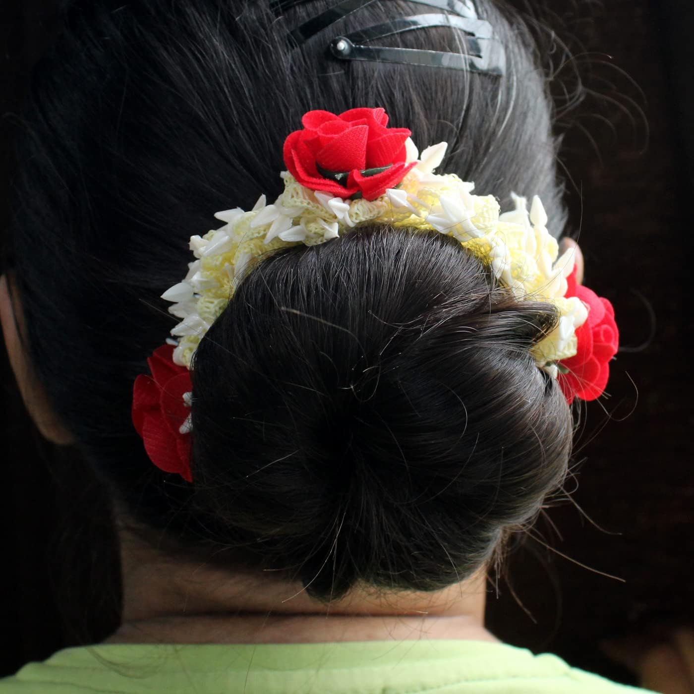 Karki Fusion Artificial Rose Mogra White Gajra Hair Accessories - Rubber Band for Women (Pack of 2) - White with Red Rose - Perfect for Weddings, Parties & Traditional Indian Hairstyles