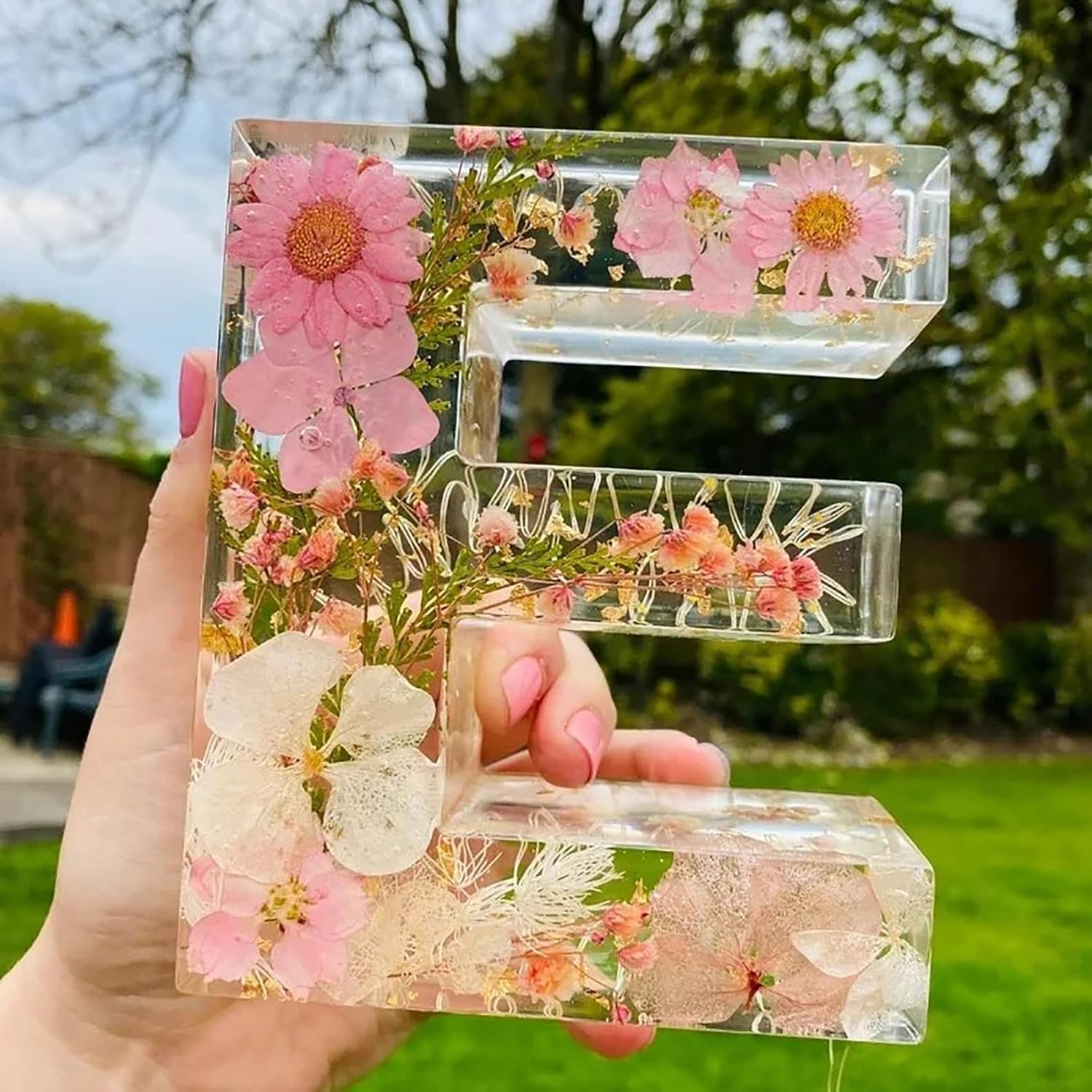 Floral Resin LED Night Light with Pressed Flowers - Personalized Mother's Day Gift for Bedroom, Nursery & Home Decor (Letter Z, One Size) - Perfect for Relaxing Ambiance & Thoughtful Presents
