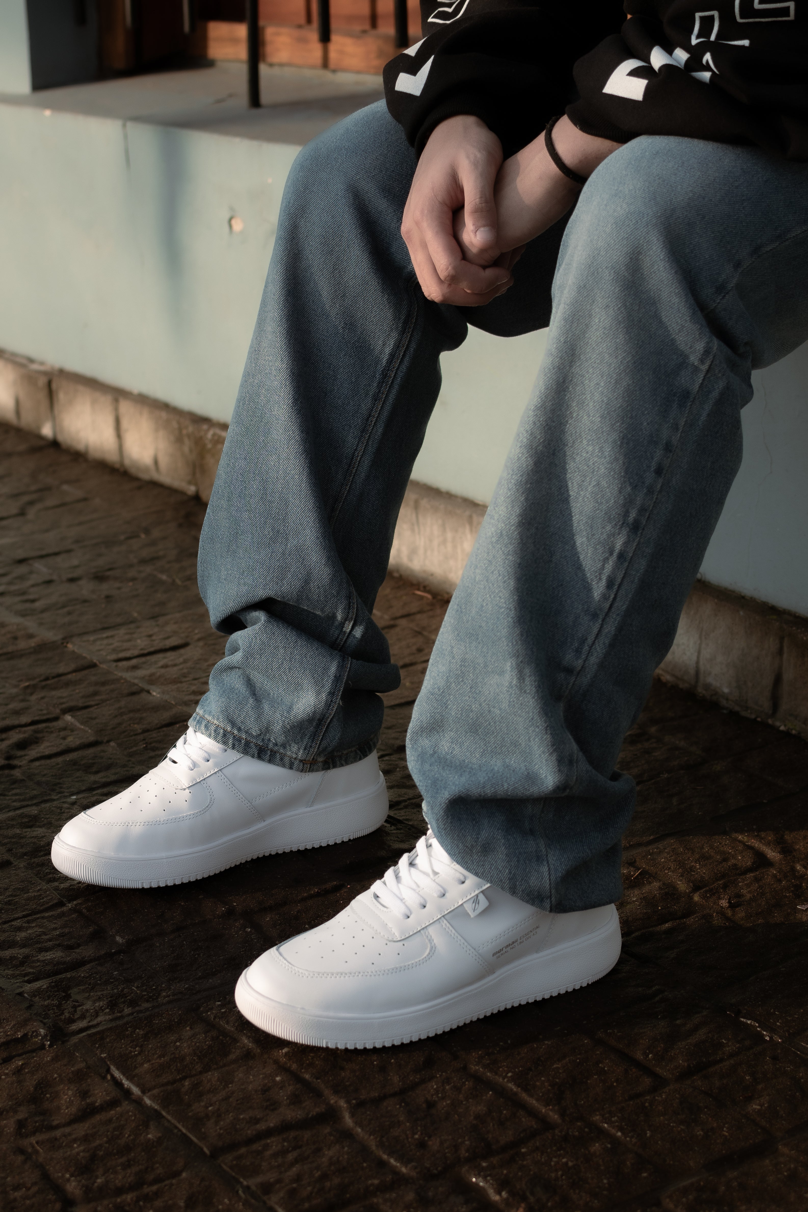 Mormaii H Carve White Sneakers - Lightweight Comfortable Running Shoes for Men & Women - Perfect for Jogging, Gym Workouts & Casual Wear