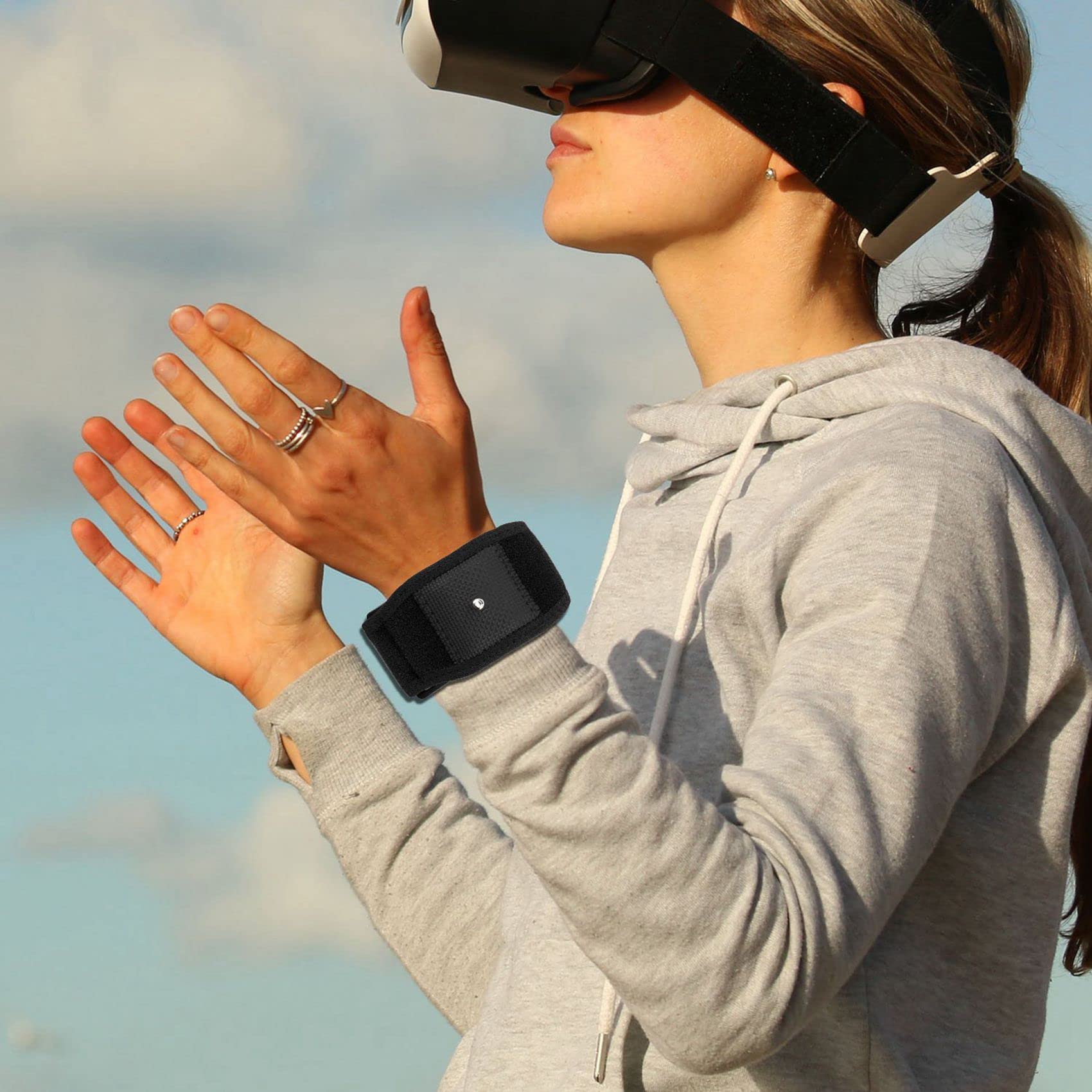 VR Vive Wrist Straps - Full Body Tracking for Motion Capture in VR Gaming