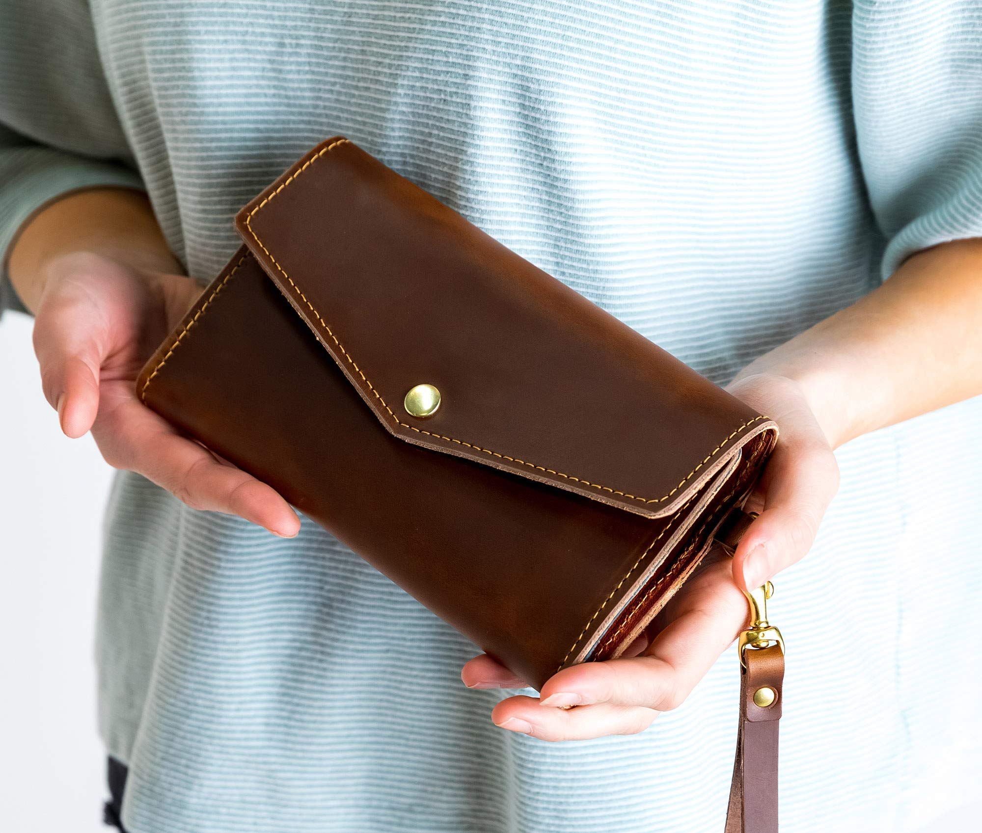 Women's Genuine Leather Clutch Wallet - Slim Trifold Design with RFID Protection | Perfect for Evening Events, Travel & Everyday Use
