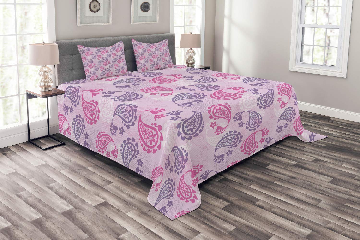 Ambesonne Vintage Paisley Print King Size Bedspread Set - 3 Piece Bedding Coverlet with 2 Pillow Shams, Traditional Turkish Style in Fuchsia Lilac & Mauve | Perfect for Master Bedroom, Guest Room Decor & Bohemian Home Styling