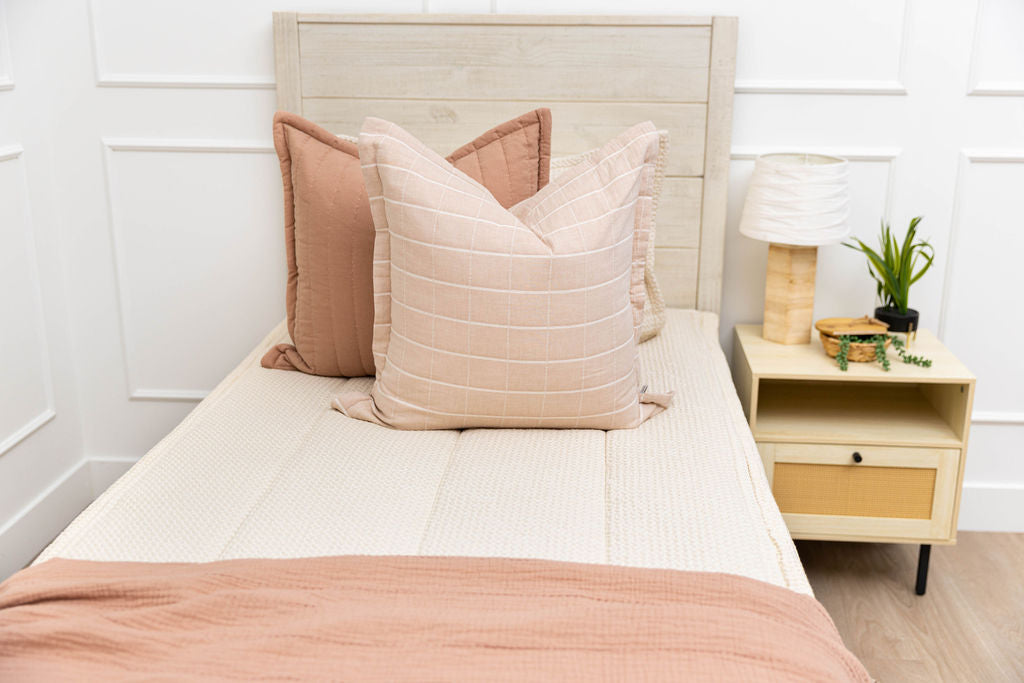 Luxury Mollie Throw Blanket - Soft & Cozy Knit Blanket for Couch, Bed, Sofa - Perfect for Home Decor, Gifts, and Winter Warmth