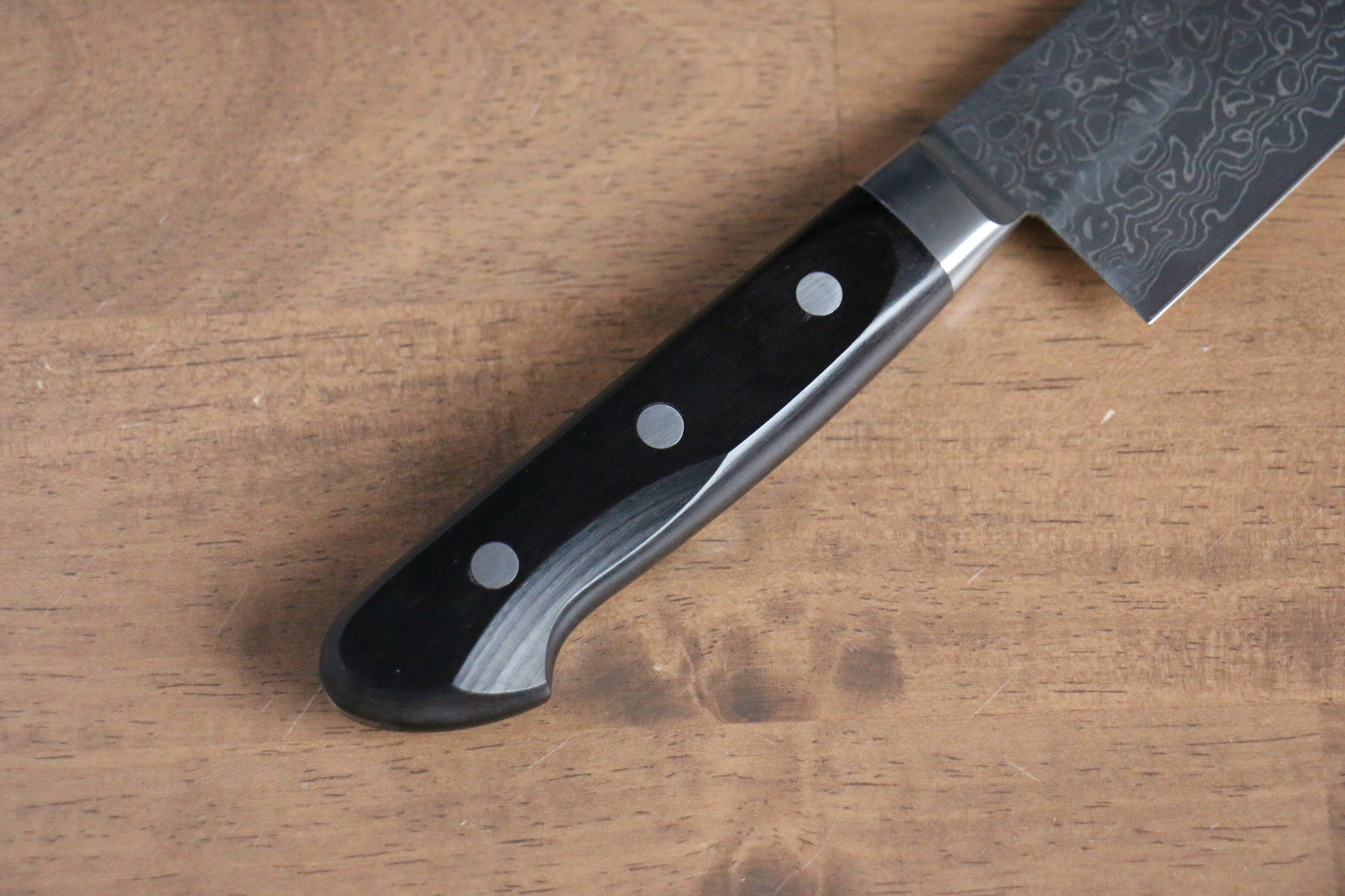 Premium AUS10 Damascus Gyuto Knife 210mm - Mirrored Finish, Black Pakka Wood Handle - Japanese Chef Knife for Professional Cooking, Slicing, and Meat Cutting