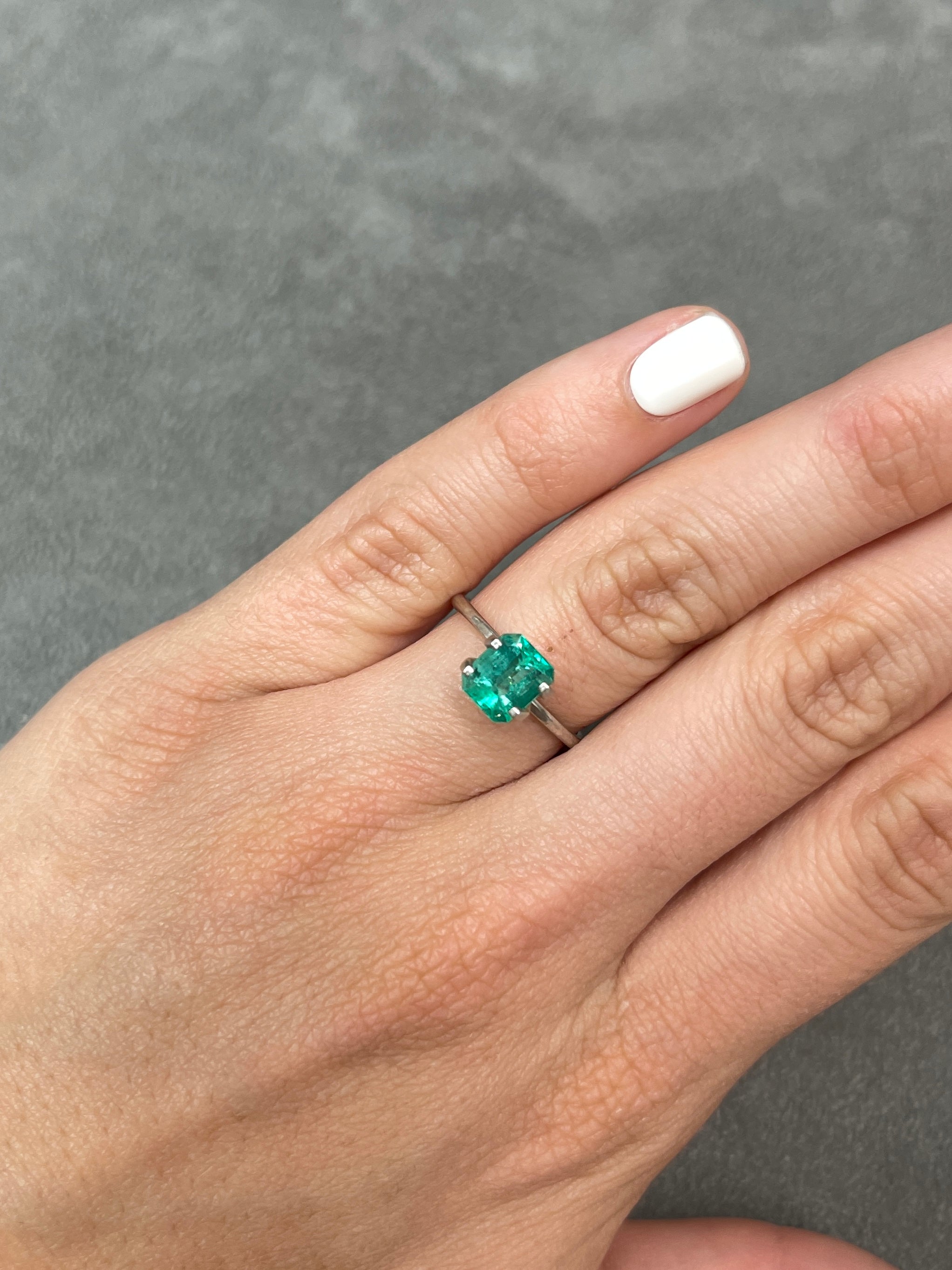 1.69 Carat Natural Colombian Emerald Loose Gemstone - Bright Bluish Green Emerald Cut for Jewelry Making, Engagement Rings & Fine Collections