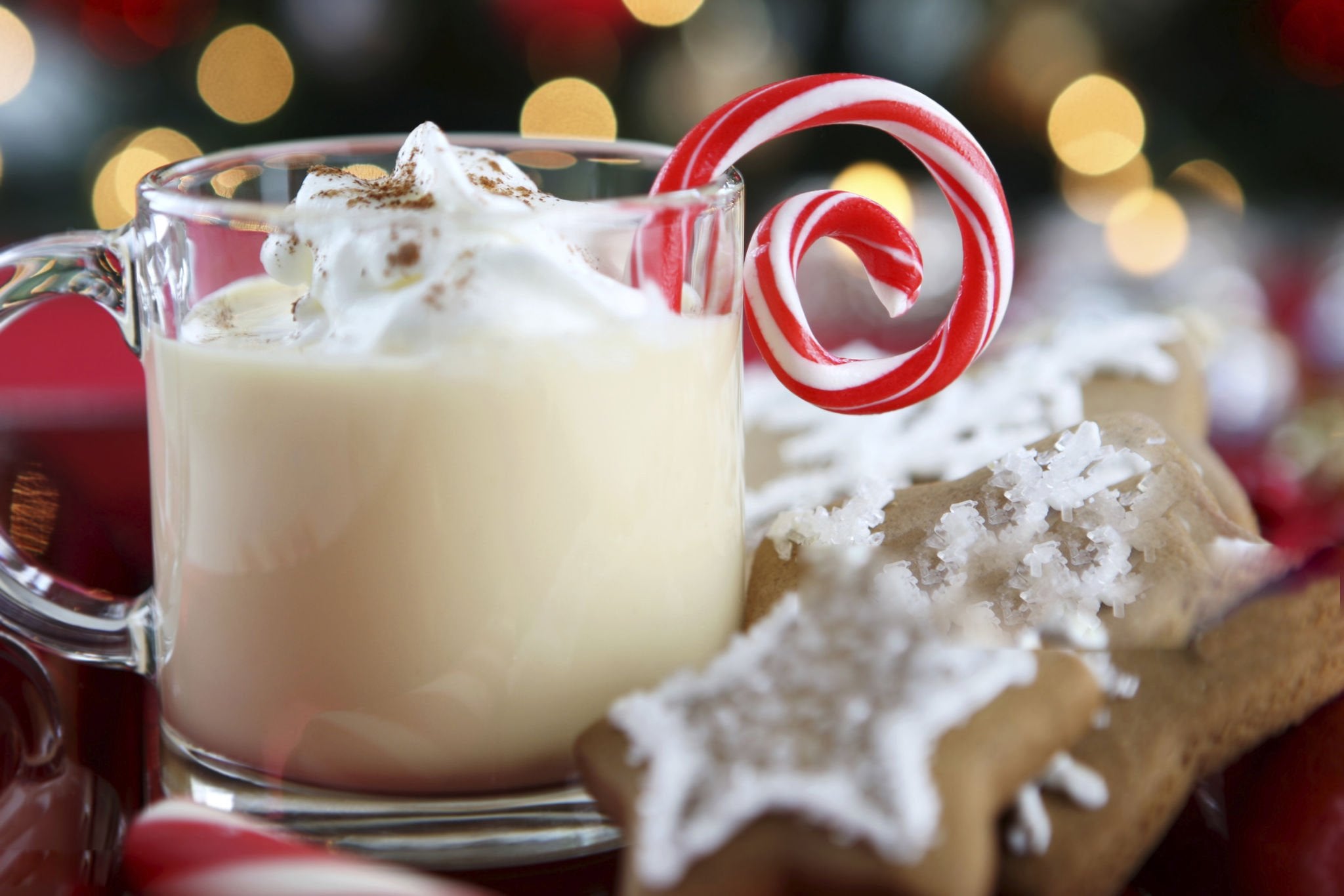 Best Christmas Candy Canes for Holiday Decorations & Gifts - Peppermint Flavored Treats for Stockings, Trees & Parties