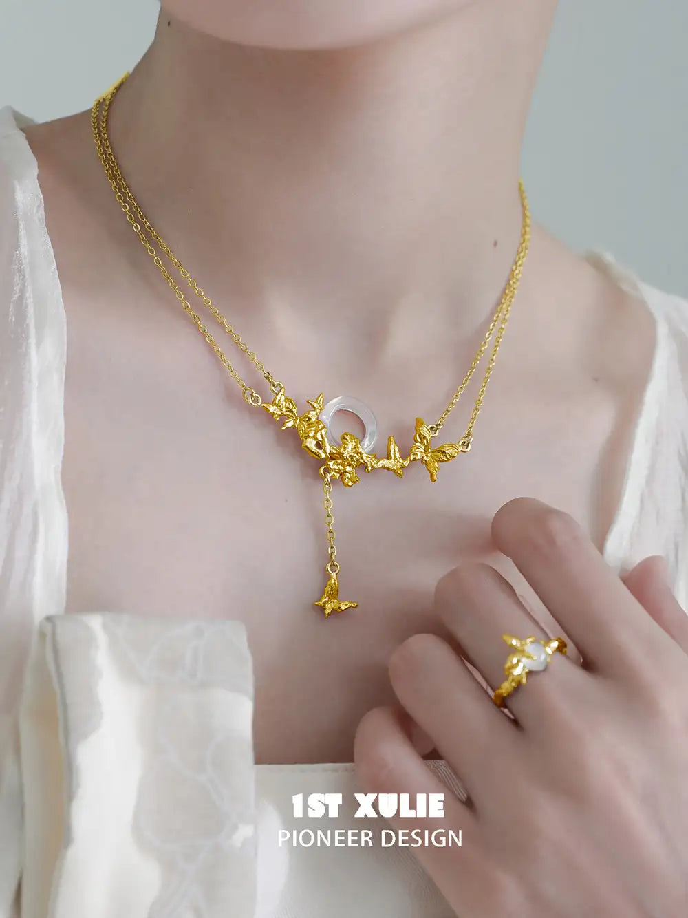 24K Gold Plated S925 Sterling Silver White Chalcedony Pendant Necklace for Women - Elegant Jewelry Gift for Birthday, Anniversary & Special Occasions