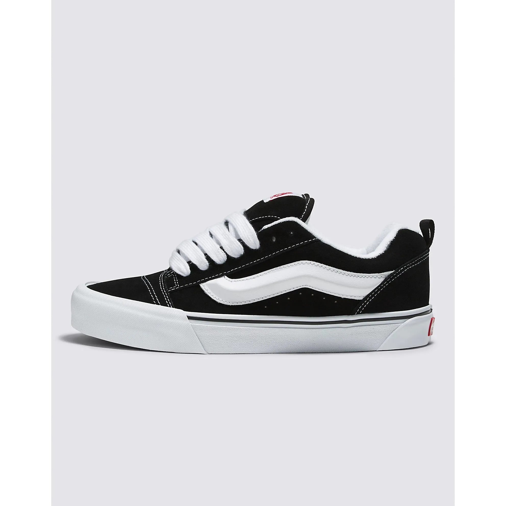 Vans Knu Skool Suede Sneakers for Men & Women - Retro Skate Shoes with Cushioned Comfort - Perfect for Streetwear, Skateboarding & Casual Outfits