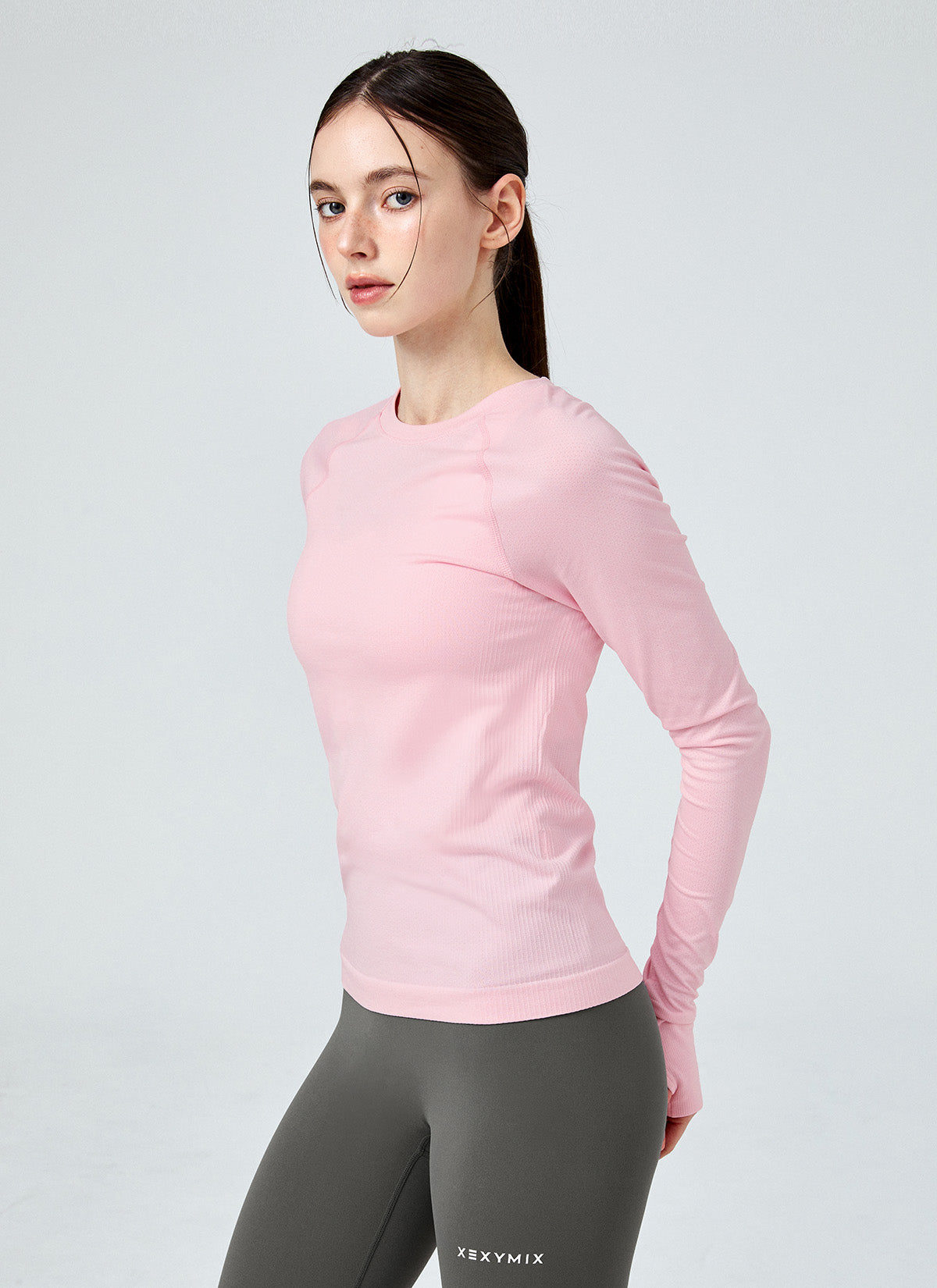 Breathable Mesh Seamless Long Sleeve Shirt with Finger Hole Design - Perfect for Yoga, Workouts & Outdoor Activities