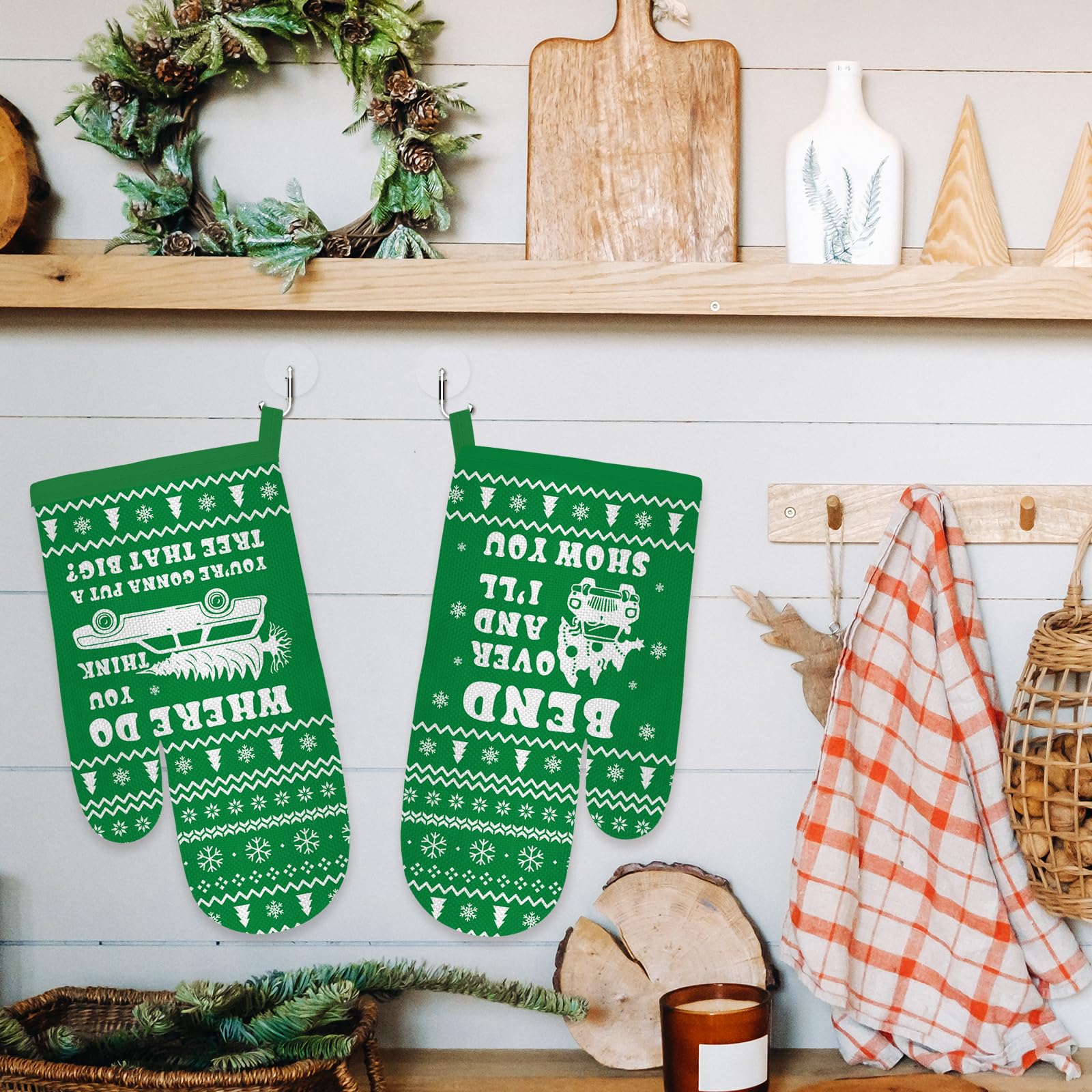 Funny Christmas Oven Mitts and Pot Holders Set of 2 - Griswold Family Christmas Vacation Kitchen Decor - Heat Resistant Baking BBQ Cooking Gloves - Perfect Gift for Holiday Cookie Baking and Festive Kitchen Decorations