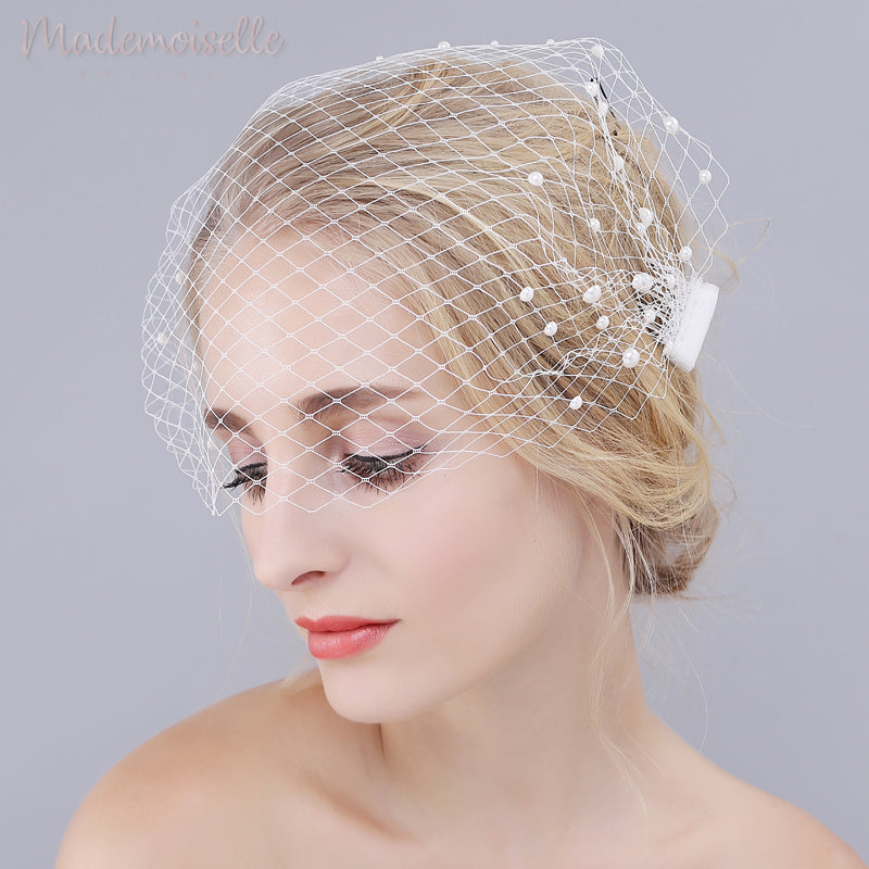 Cindy Veil - Elegant Bridal Wedding Veil for Women | Perfect for Church Ceremonies, Photos & Special Occasions