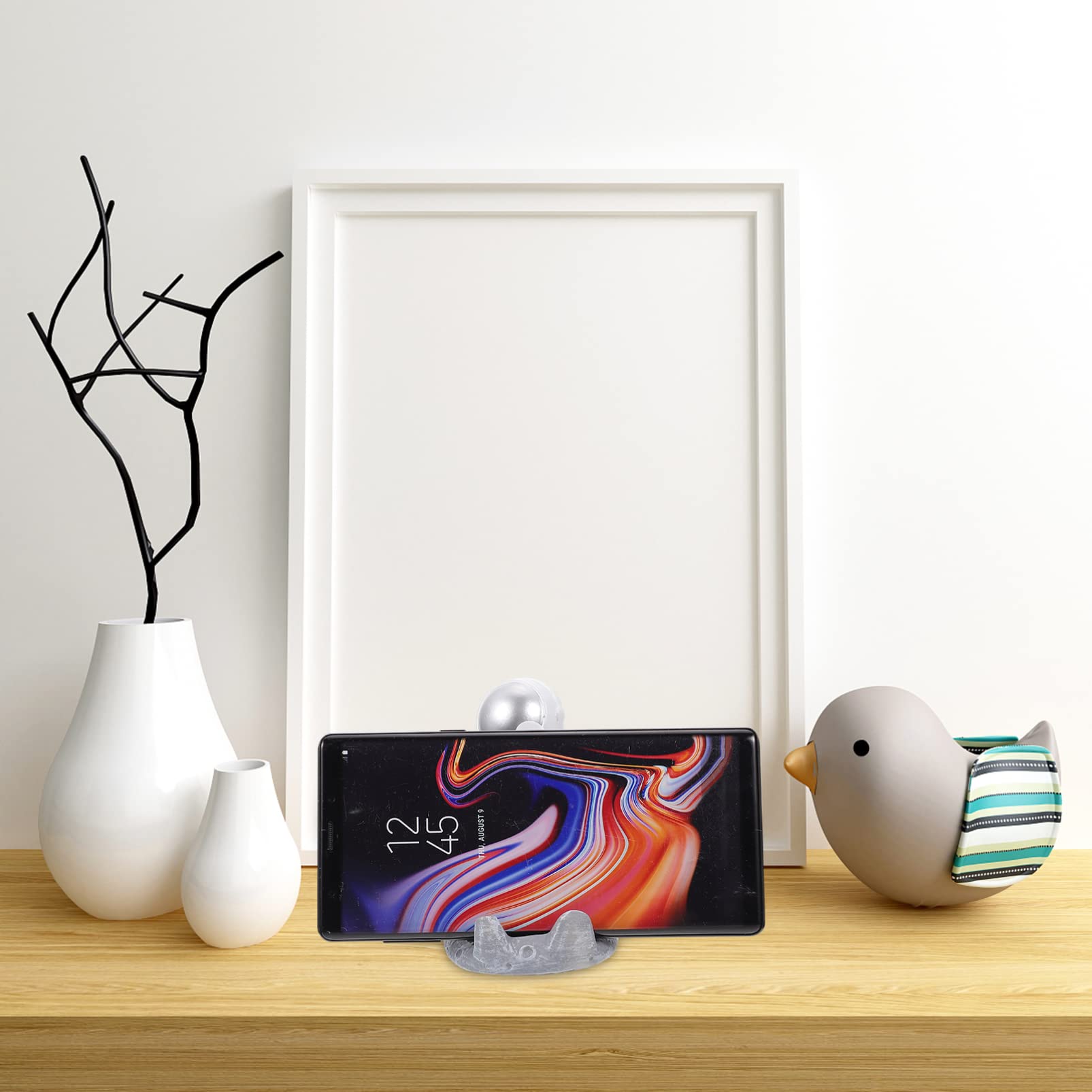 FOMIYES Astronaut Phone Stand - Resin Tablet & Cell Phone Holder, Desk Decor, Cartoon Astronaut Sculpture for iPhone & Android | Perfect for Office, Home, Gaming Setup & Space-Themed Room Decor