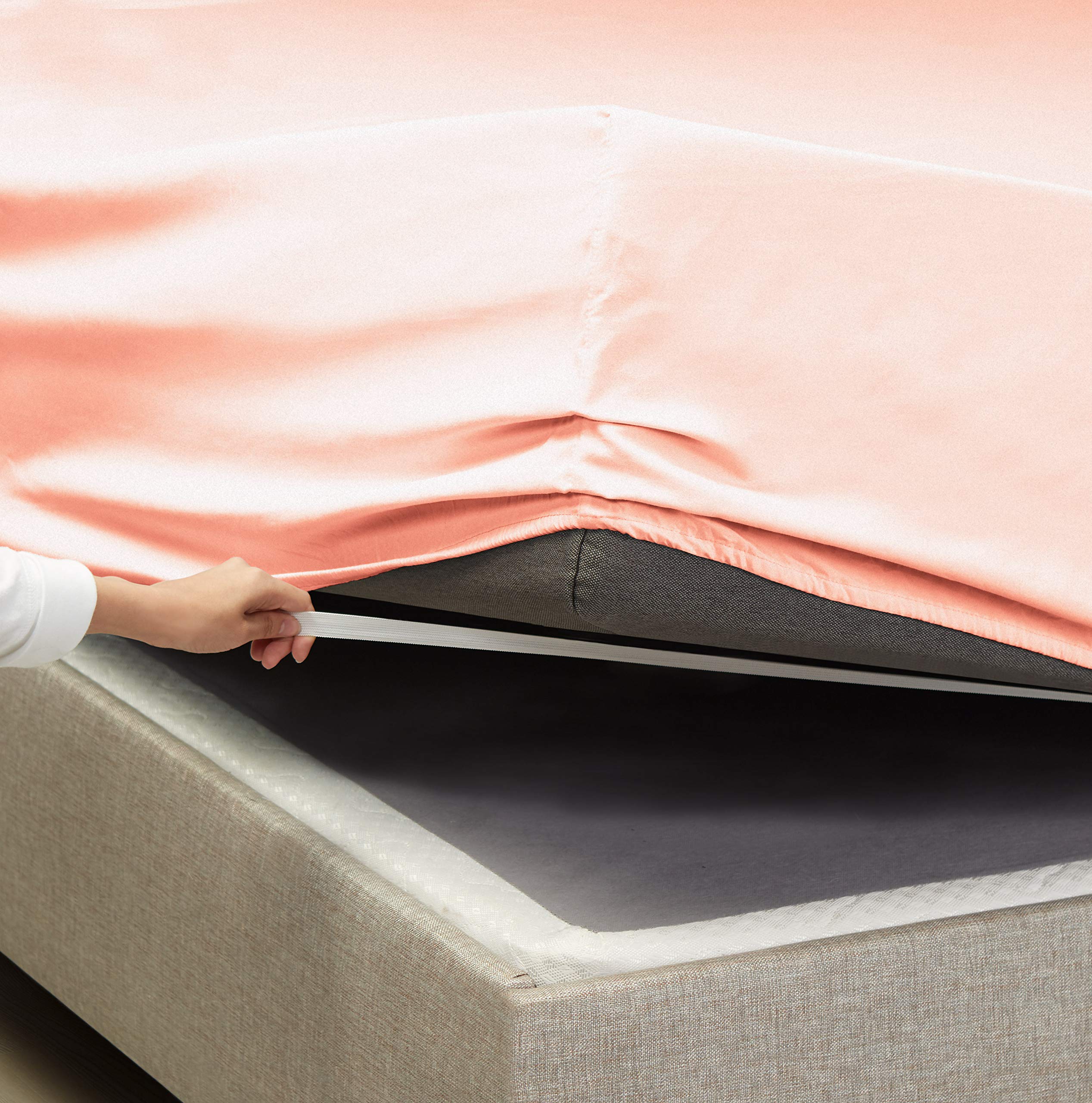 Empyrean 3-Piece Twin Sheet Set - Super Soft Double Brushed Microfiber Bed Sheets in Misty Rose - Luxury Hotel Quality with 4 Corner Elastic Straps - Perfect for Guest Rooms, Dorms & Cozy Bedrooms