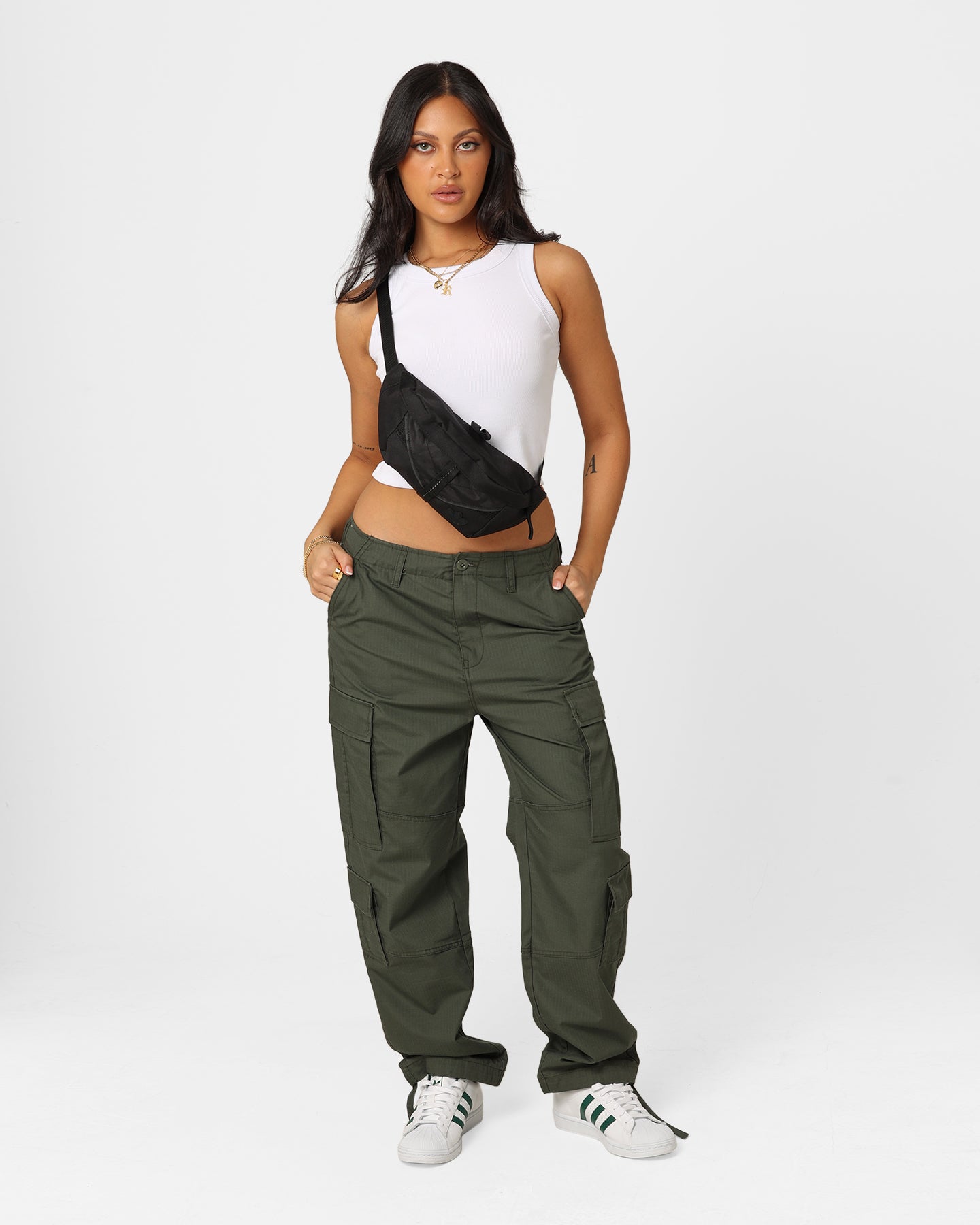 Adidas Waist Bag for Men & Women - Lightweight & Water-Resistant Black Fanny Pack for Running, Hiking, Travel & Everyday Use