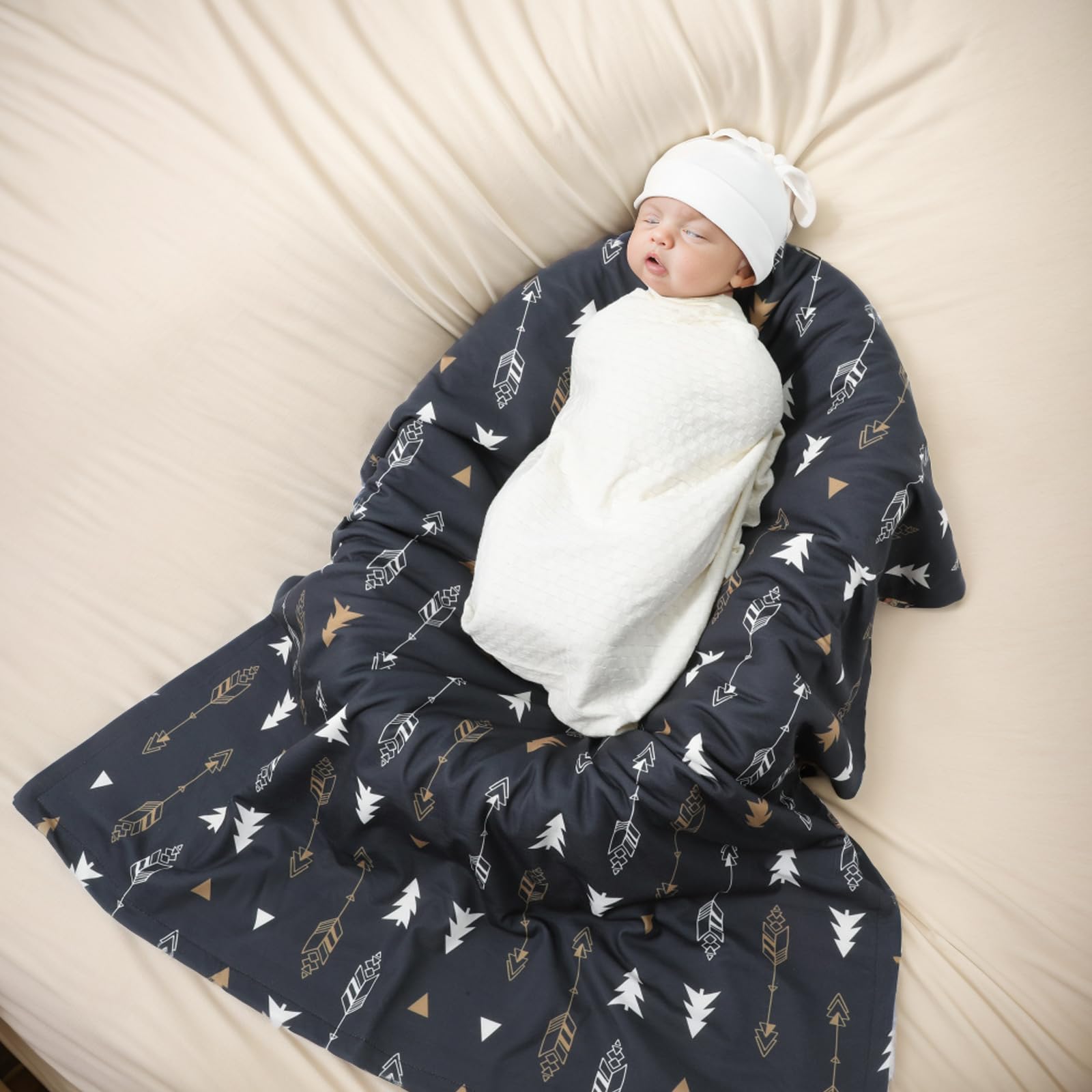 Galabloomer Soft Baby Blankets for Boys & Girls - Unisex Nursery Bed Blankets for Newborns & Infants - Arrow Design - Perfect for Crib, Stroller, Swaddle & Gift Giving