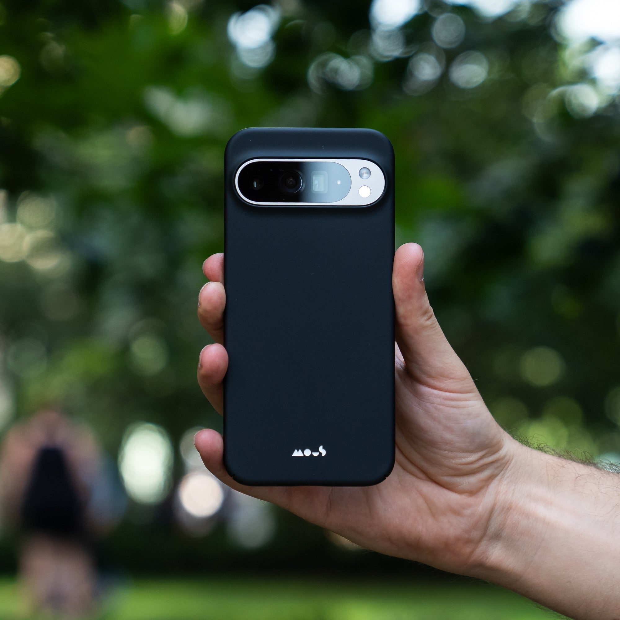 Ultra Thin MagSafe Compatible iPhone Case in Jet Black - Perfect for Everyday Protection & Wireless Charging