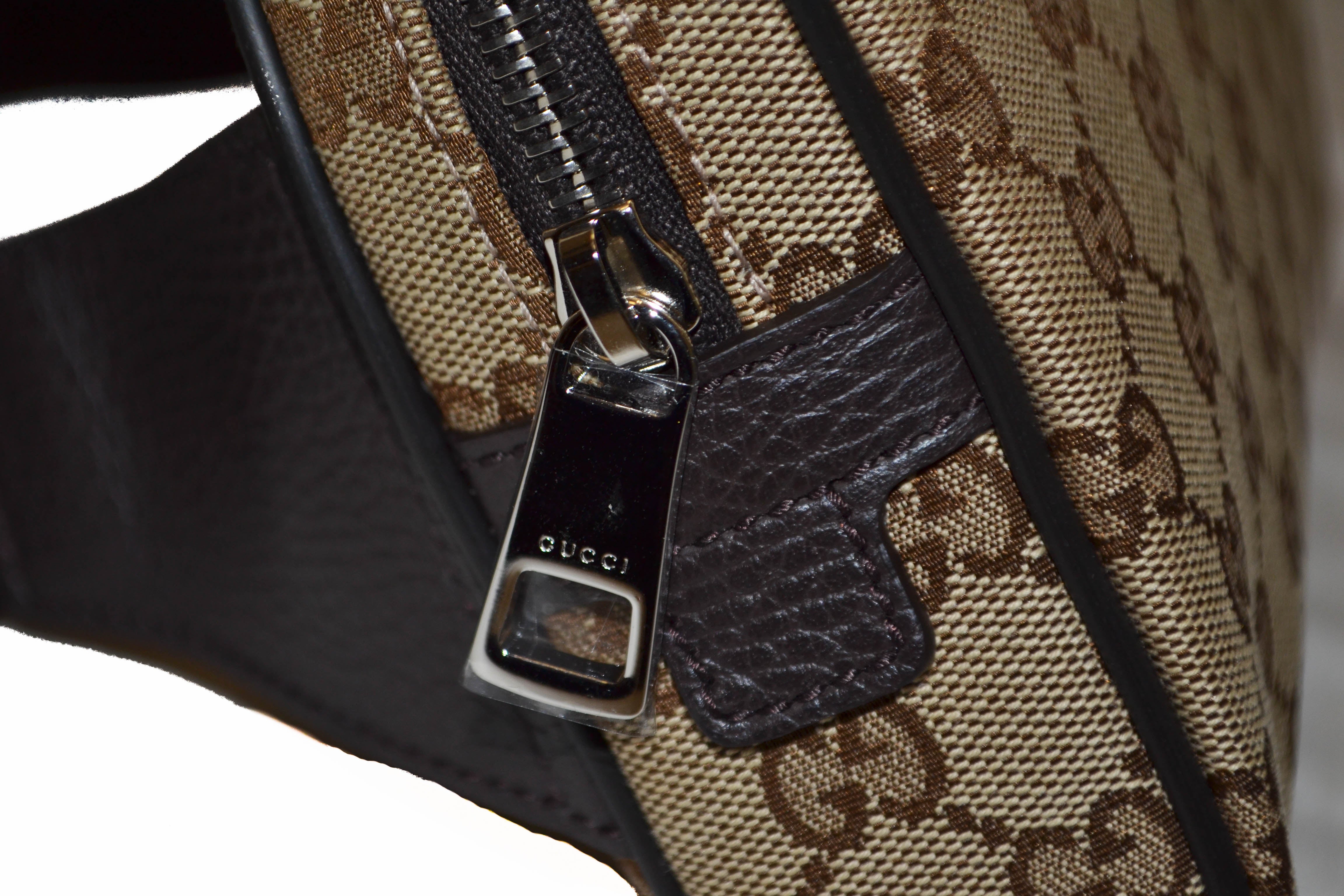Authentic Gucci GG Supreme Brown Waist Bag for Men & Women - Stylish Crossbody Fanny Pack for Travel, Shopping & Everyday Use
