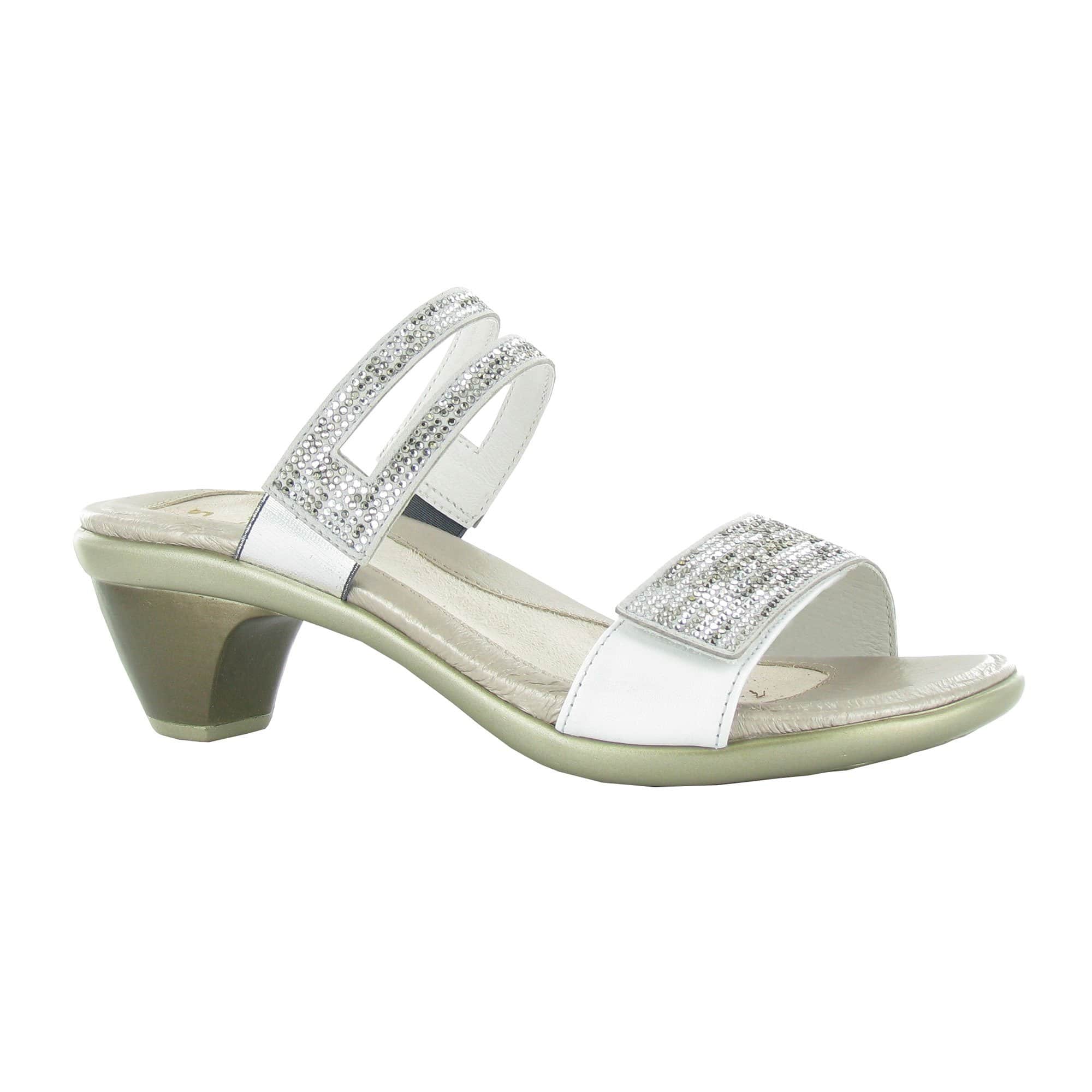 White Multi Rivets/White Pearl Lthr