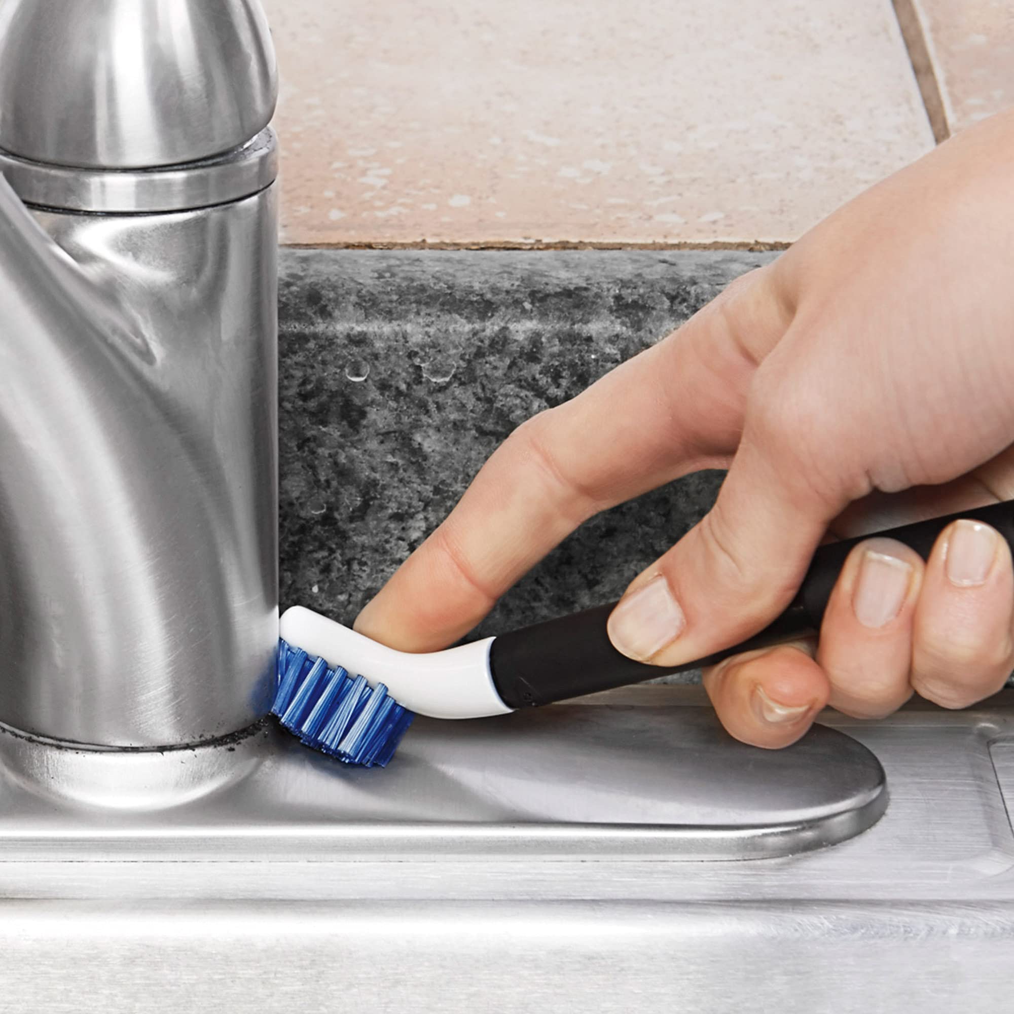 OXO Good Grips Kitchen Appliance Cleaning Set - White | Dishwasher Safe Brush & Sponge Kit for Stainless Steel, Oven, Microwave & Countertop Cleaning