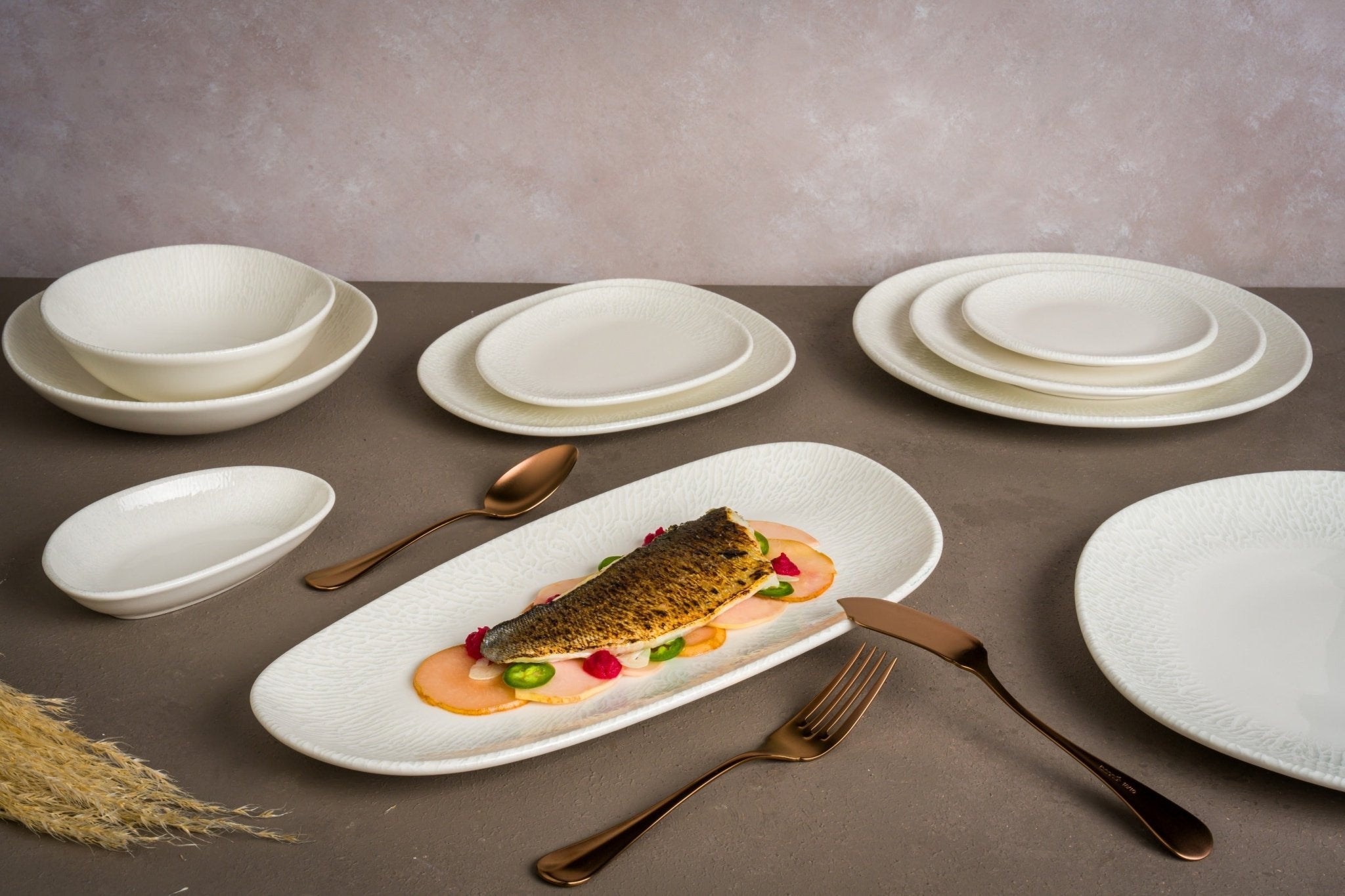 Premium Radix Dessert Plate 24cm - Elegant Porcelain Cake Plates for Afternoon Tea, Dessert Serving & Party Decor - Set of 6 White Ceramic Plates for Home Dining & Special Occasions