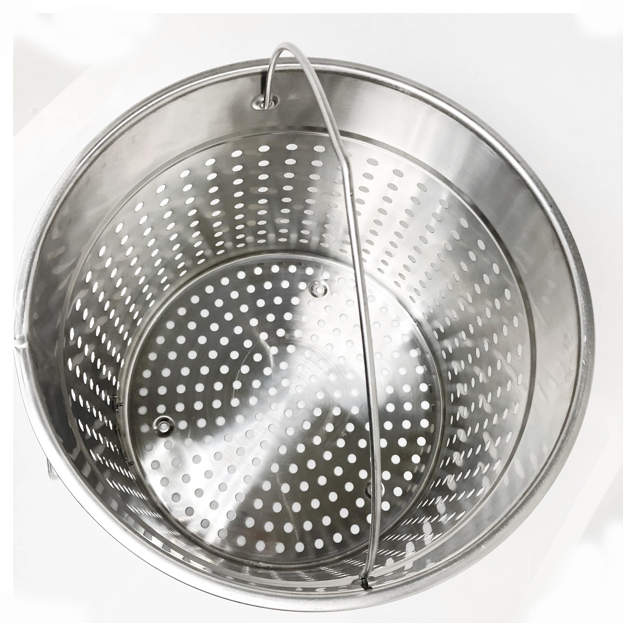 Bayou Classic KDS-982 82 Quart Stainless Steel Steamer Kit with Stockpot, Lid & Steam Basket - 106,000 BTU Single Jet Burner, 10 PSI Regulator & 60