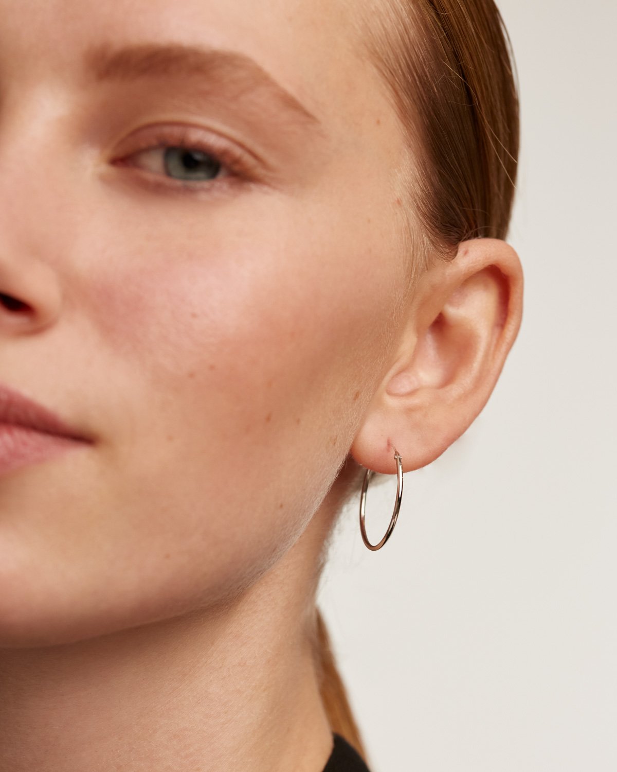 GRID Large Hoops Silver Earrings for Women - Trendy Chunky Statement Hoop Earrings for Everyday Wear & Special Occasions