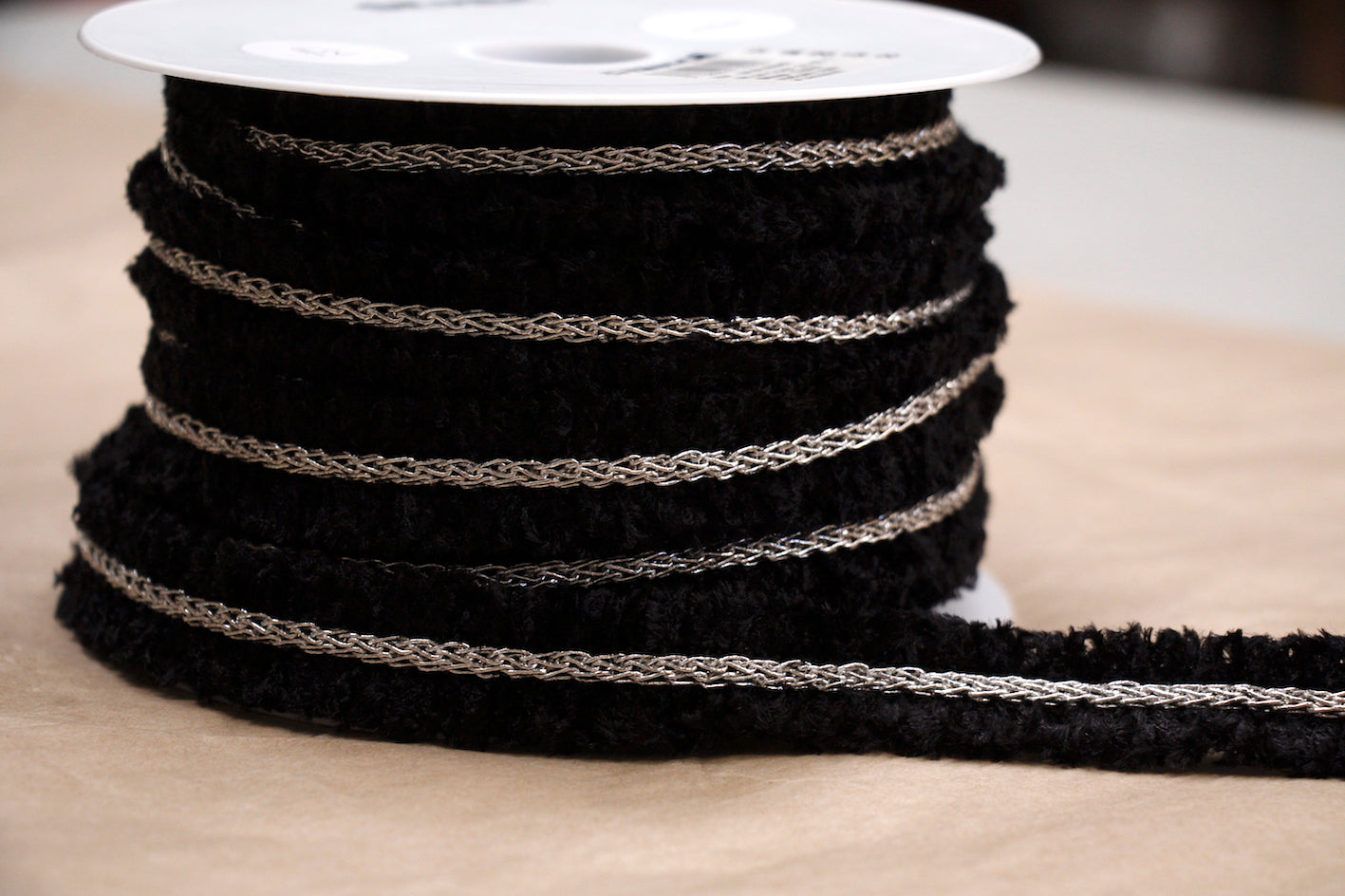 Black & Silver Chain Braid Trim for Jewelry Making, DIY Crafts, and Fashion Accessories - Perfect for Necklaces, Bracelets, and Clothing Embellishments