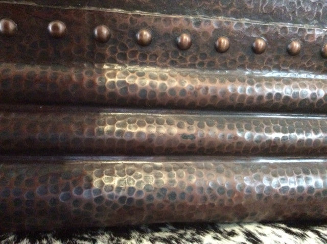 Premium Double Slipper Hammered Copper Bathtub - Handcrafted Freestanding Soaking Tub for Luxury Bathroom & Spa Relaxation