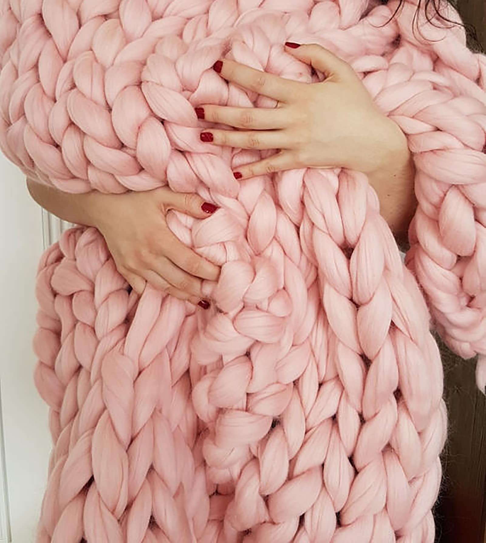 Chunky Knit Blanket - Extra Warm & Cozy Handmade Wool Throw Blanket for Couch, Bed, Sofa - Soft Knitted Bedspread for Home Decor (Pink, 80x100cm) - Perfect for Winter Nights, Living Room Lounging & Gift Giving