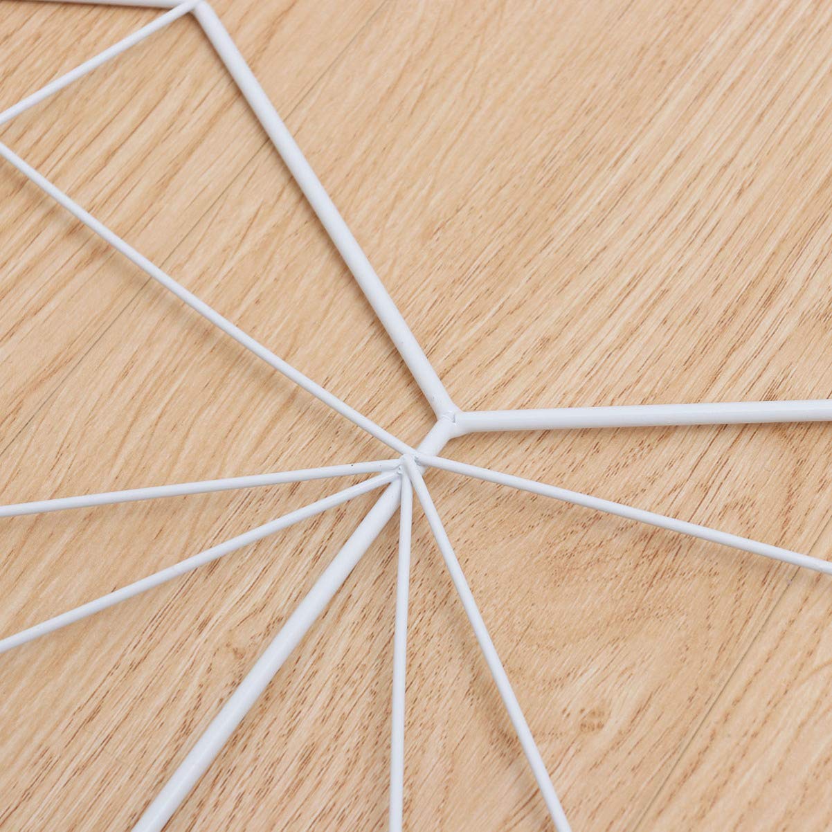 Heart Shaped Picture Frame - Mesh Photo Holder & Wall Display for Bedroom Decor, Wedding Photos, Baby Pictures - White Metallic Wire Grid Panel for Hanging Memories