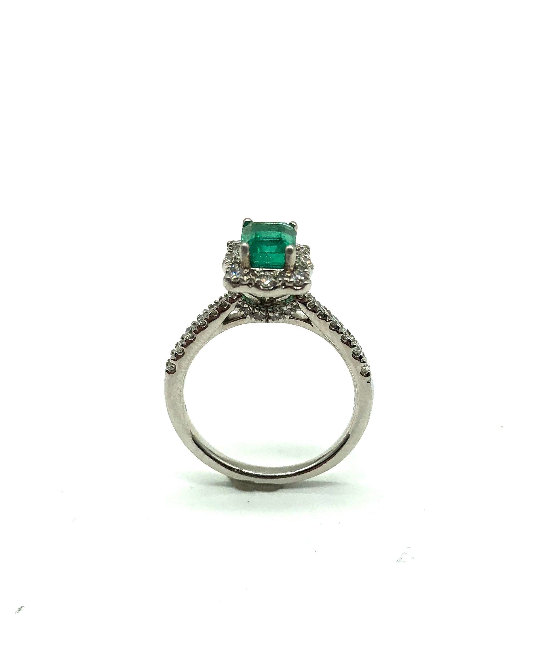 95 Point Emerald & 37ptw Diamond Ring - 14K Gold Vintage Engagement Ring for Women, Perfect for Weddings, Anniversaries & Special Occasions